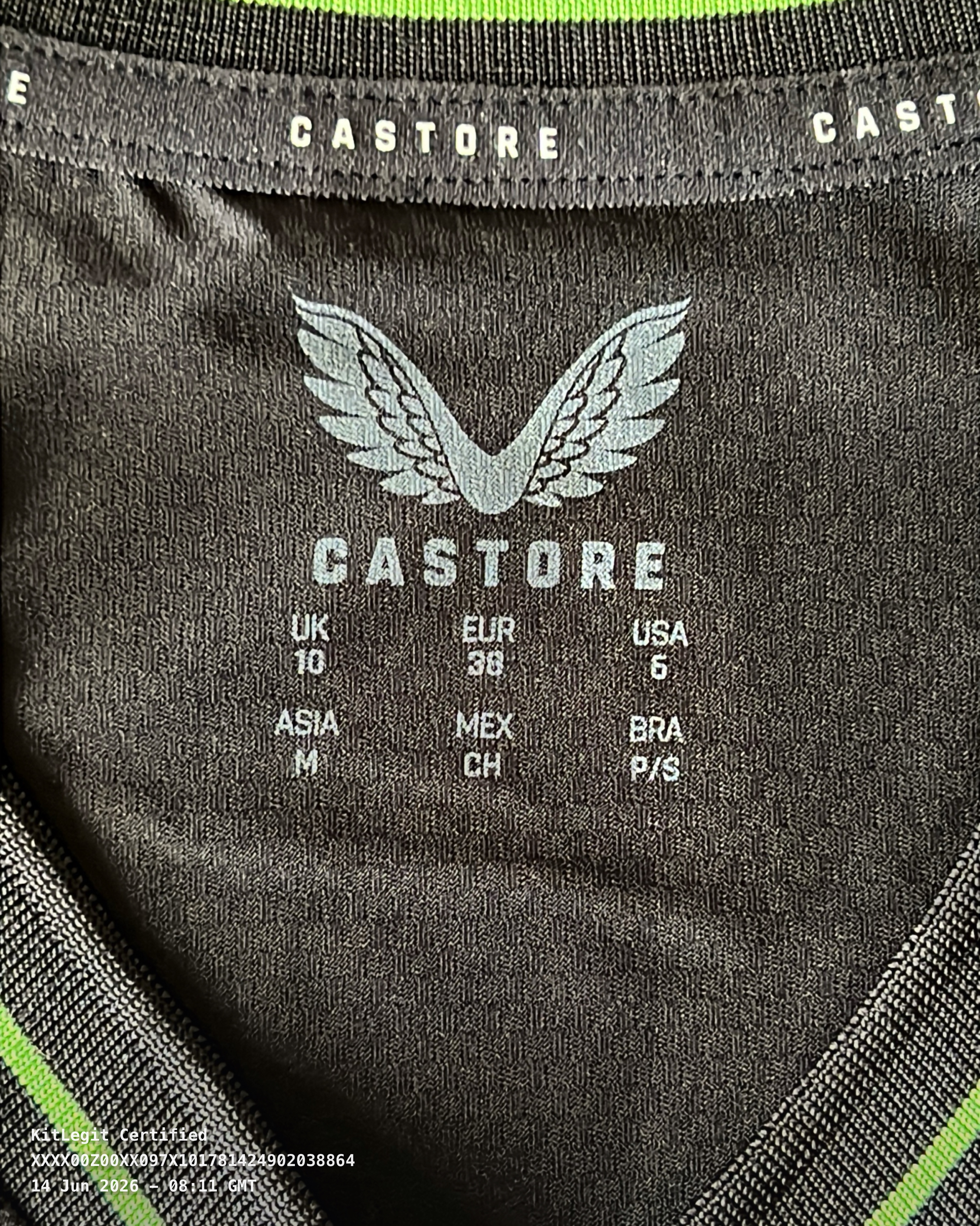 Neck label
