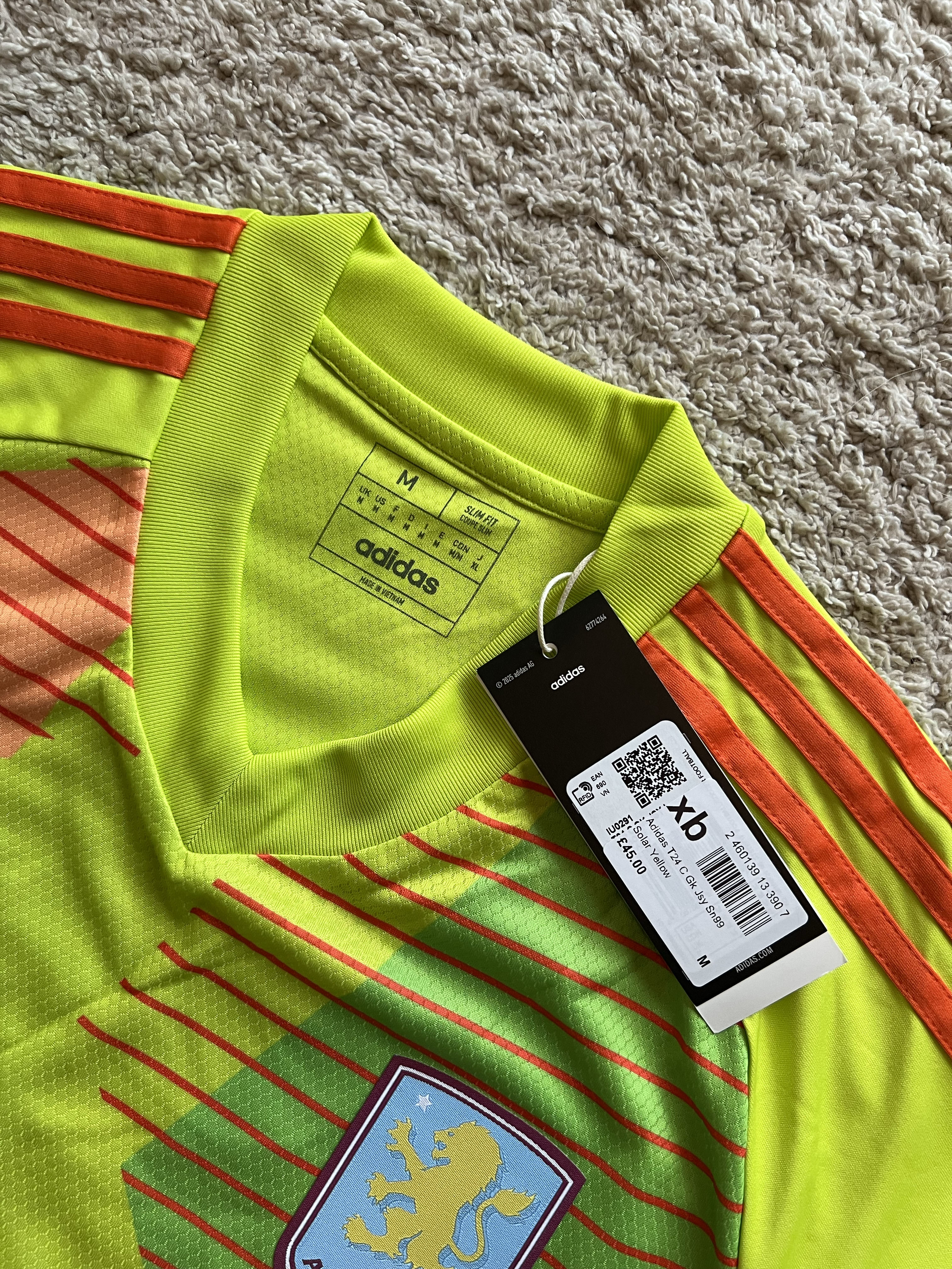 Authenticity evidence image of Aston Villa 2024/25 Adidas GK 4 Goalkeeper Shirt (Betano) - Men's Medium