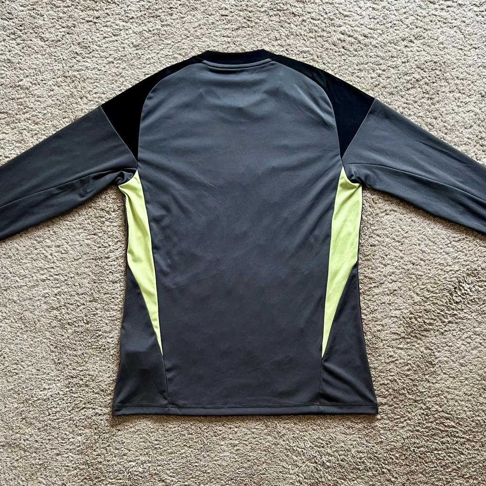 Rear view of Aston Villa 2025/26 Adidas GK 1 Goalkeeper Shirt (Kaizen Foundation) - Men's Medium