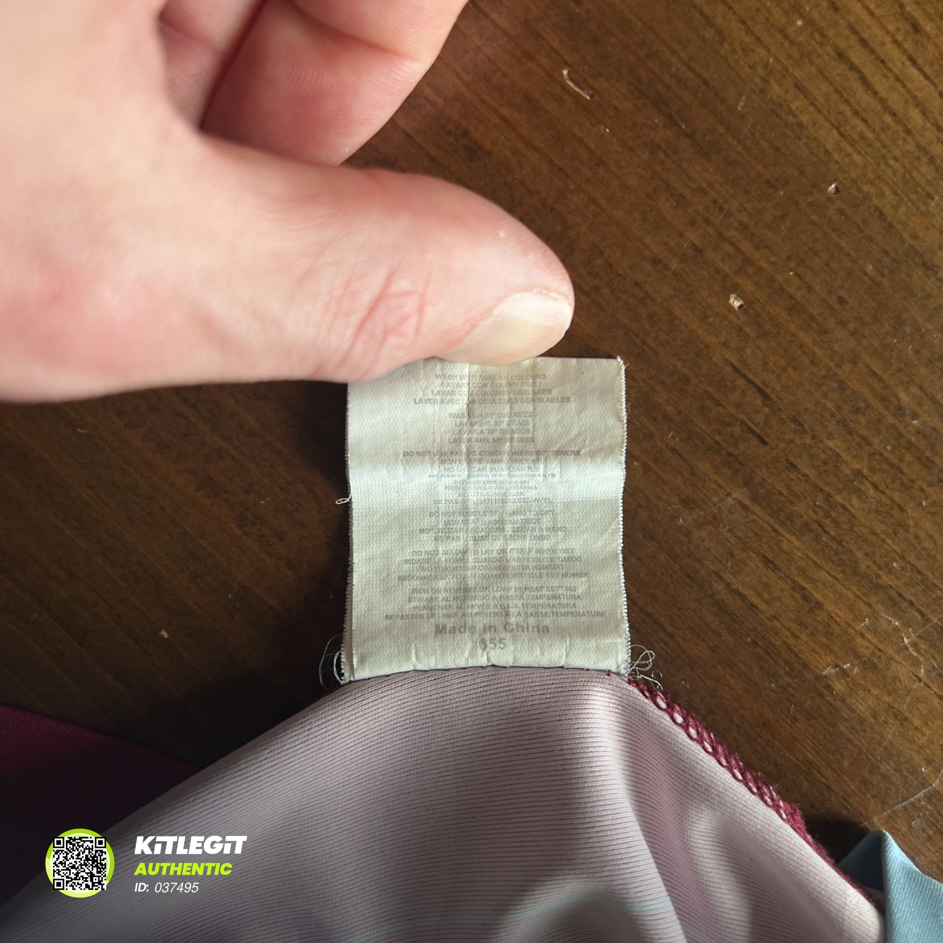 Authenticity evidence image of Aston Villa 2014/15 Macron Home Shirt (Acorns) - Junior XL