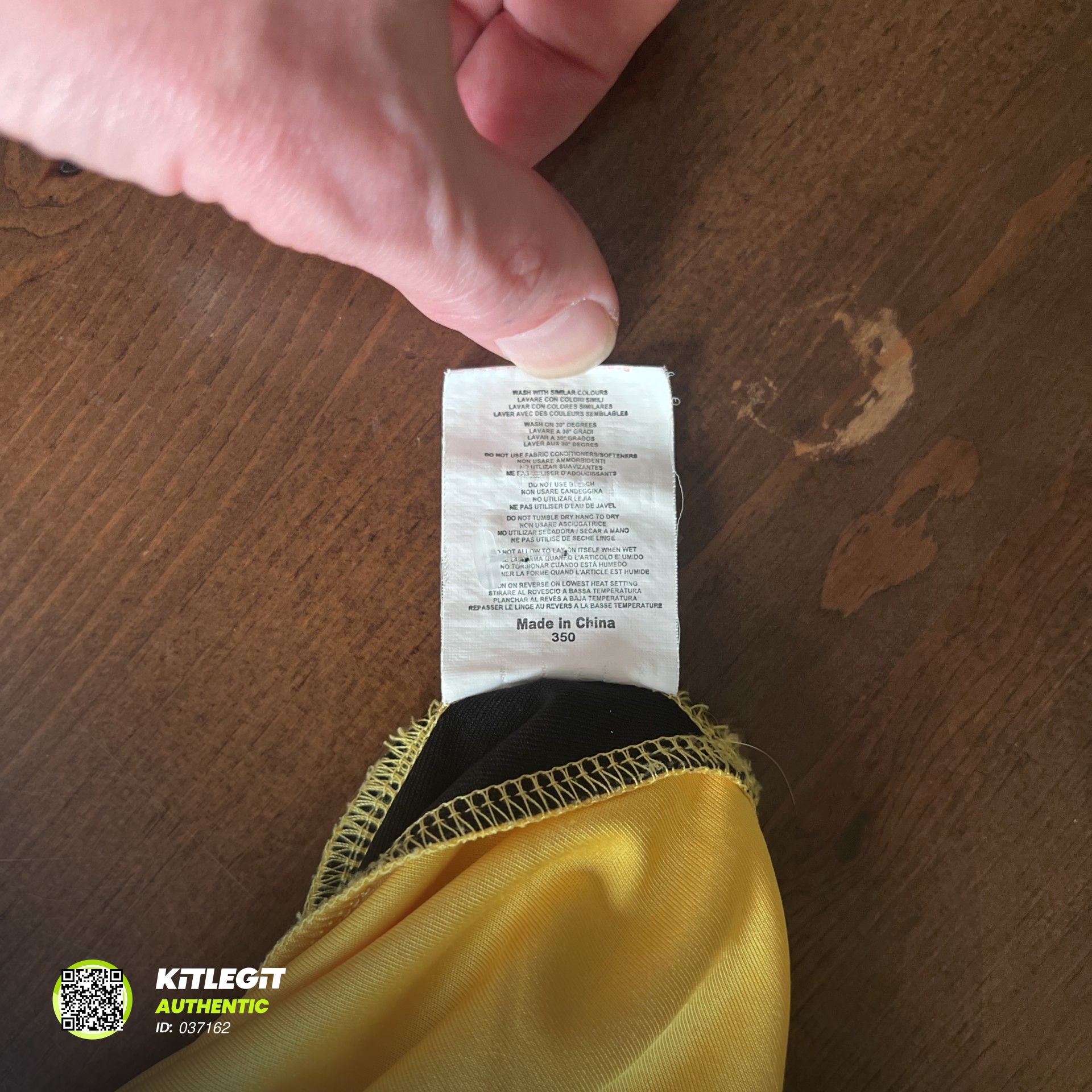 Authenticity evidence image of Aston Villa 2013/14 Macron Home Goalkeeper Shirt (Acorns 25) - Junior XL