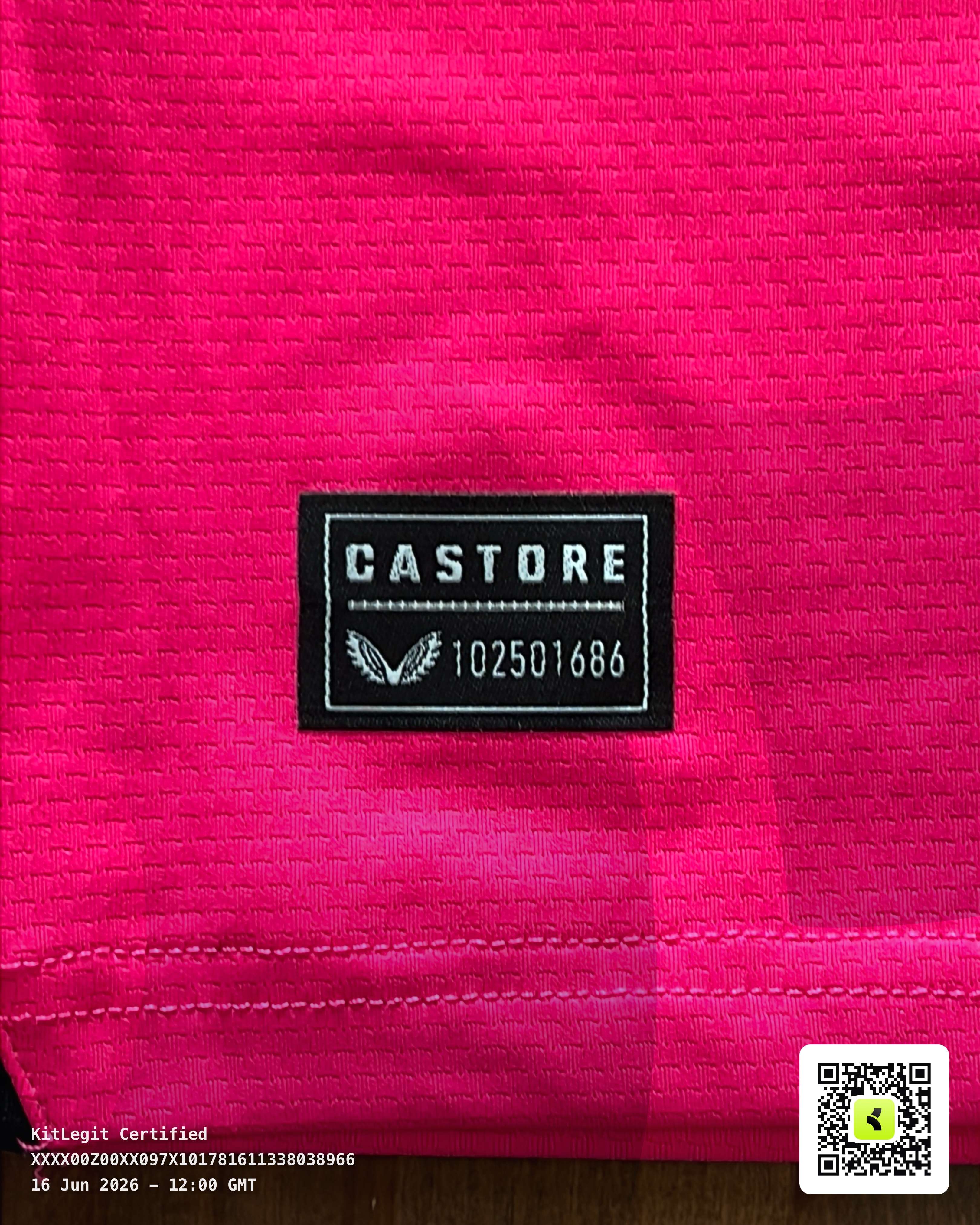 Authenticity evidence image of Aston Villa 2023/24 Castore 3rd Goalkeeper Pro Shirt (BK8) - Women's Large (16/18)