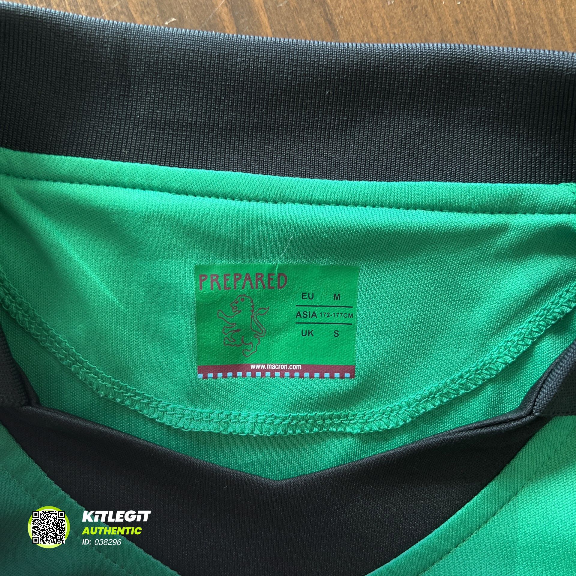 Authenticity evidence image of Aston Villa 2012/13 Macron Home Goalkeeper Shirt (Genting Casinos) - Men's Small