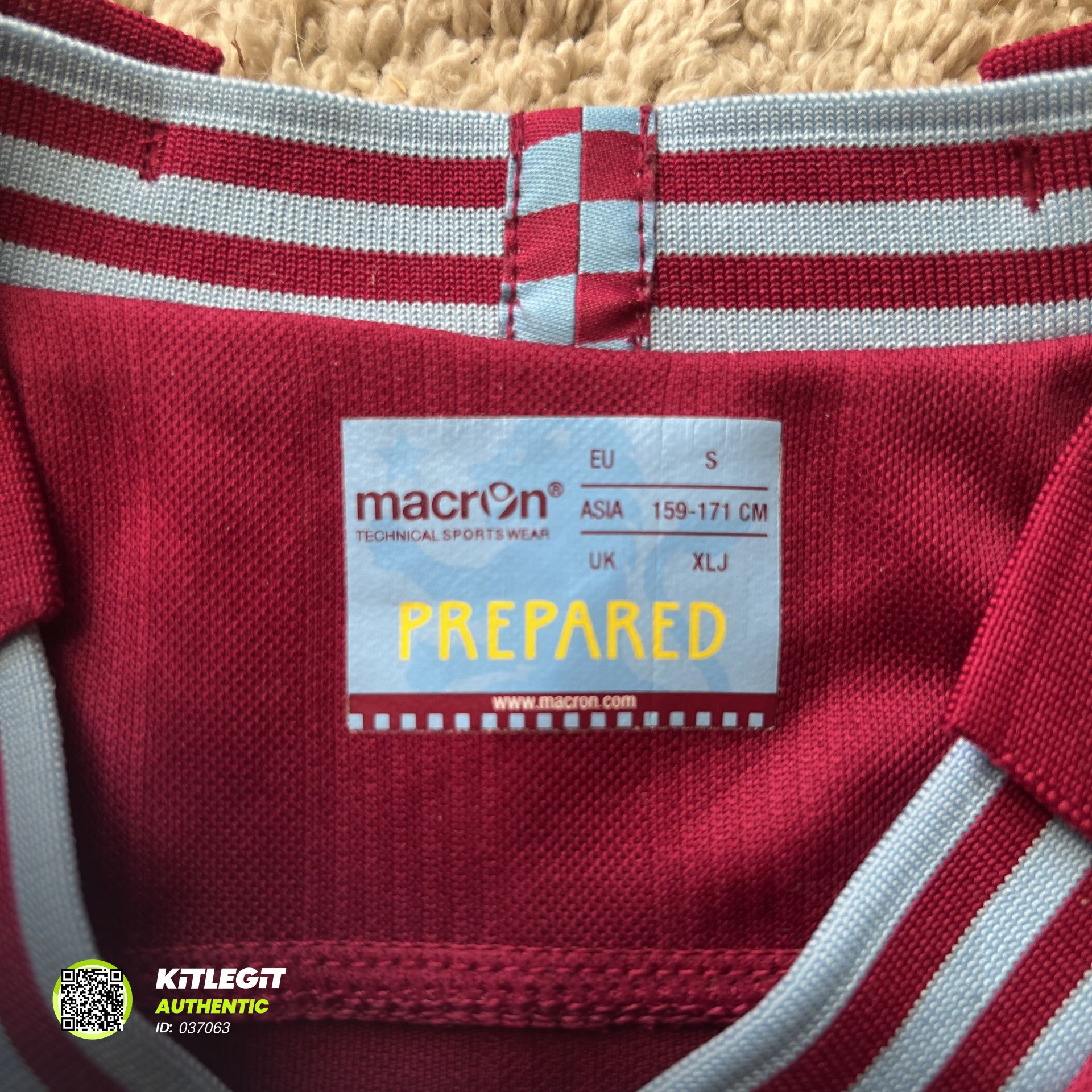 Authenticity evidence image of Aston Villa 2013/14 Macron Home Shirt (Acorns 25) - Junior XL