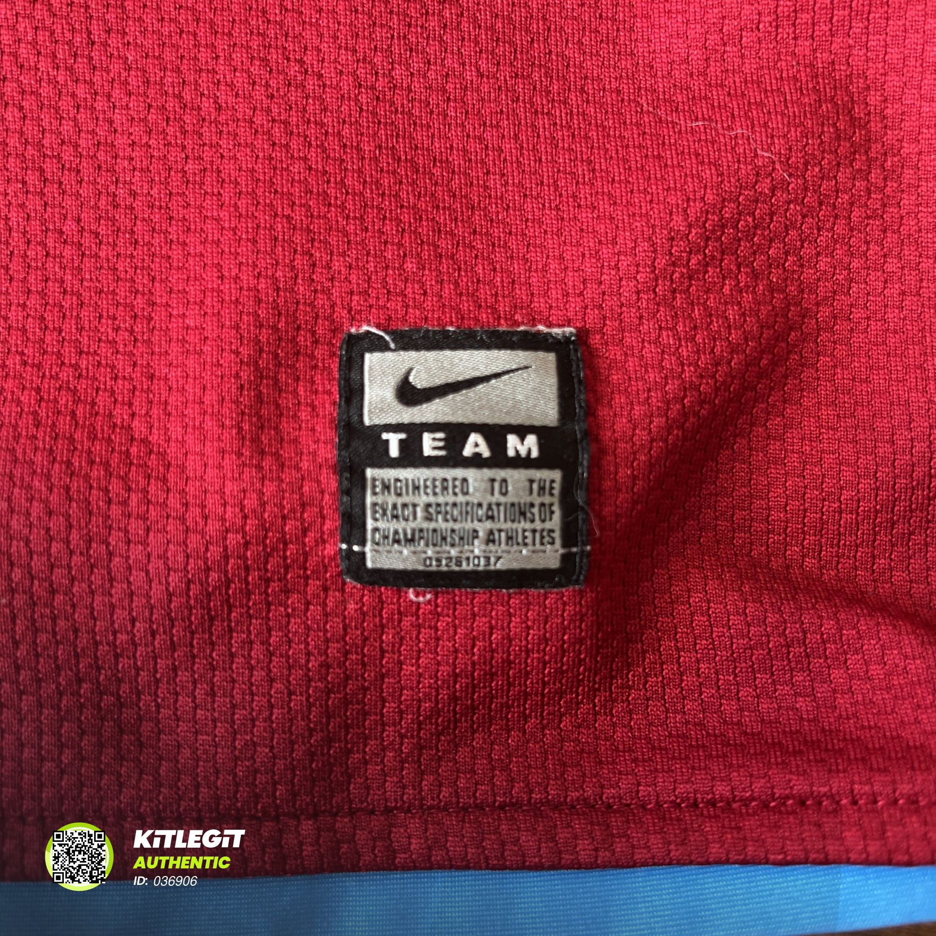 Authenticity evidence image of Aston Villa 2008/09 Nike Home Shirt (Acorns) - Men's Medium