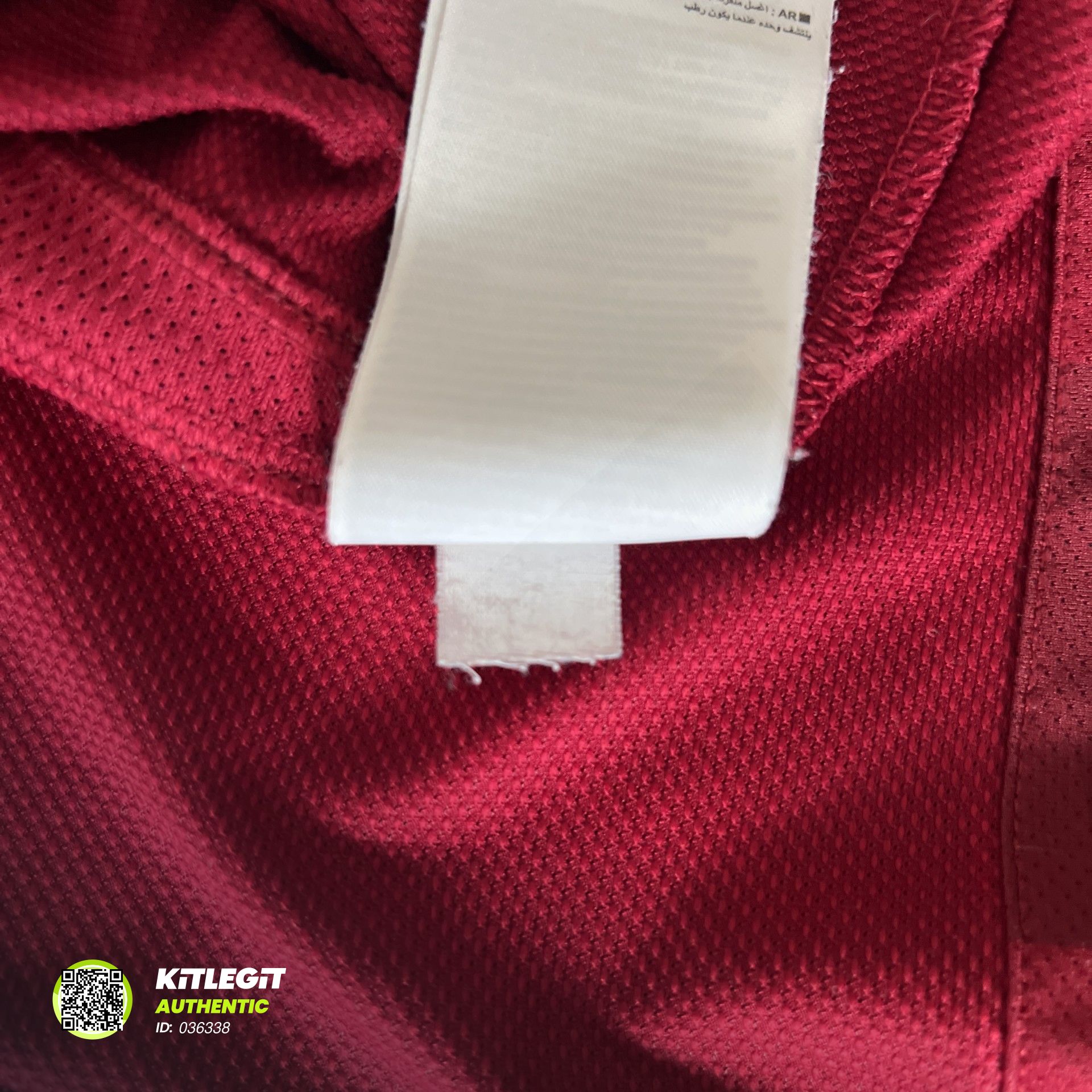 Authenticity evidence image of Aston Villa 2011/12 Nike Home Shirt (Genting Casinos) - Men's Medium