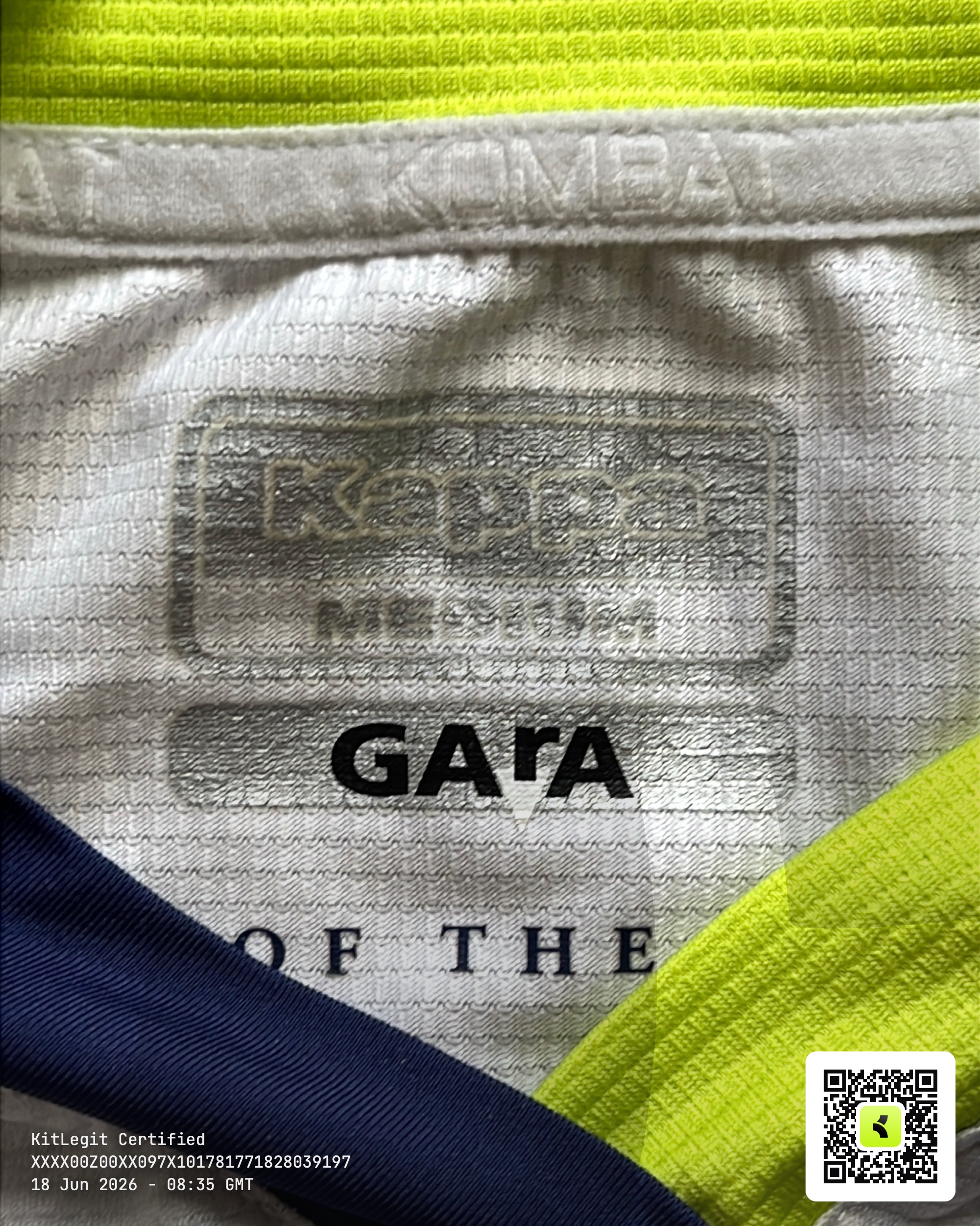 Neck label