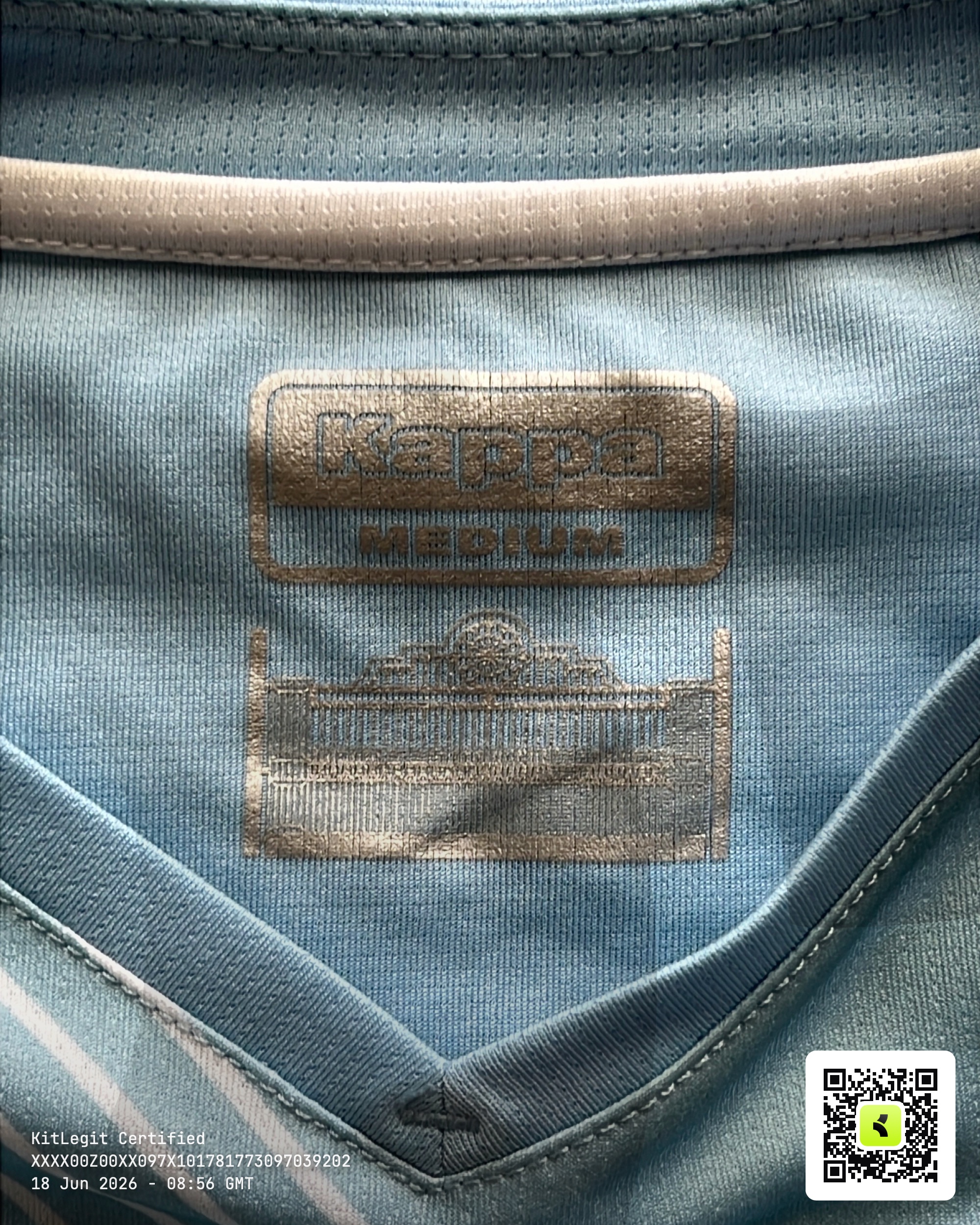 Neck label