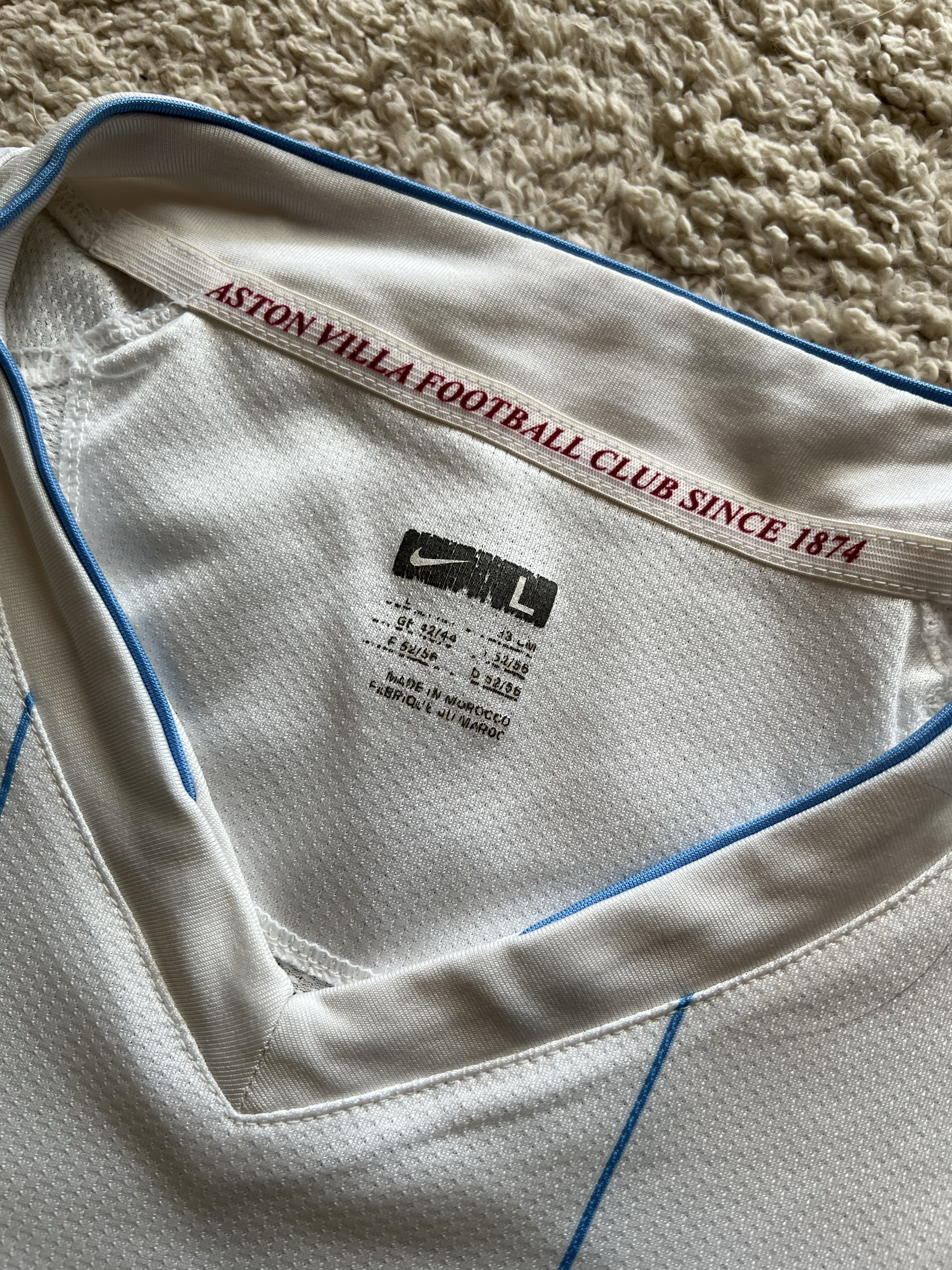 Authenticity evidence image of Aston Villa 2008/09 Nike 3rd Pro Shirt (Acorns) - Men's Large