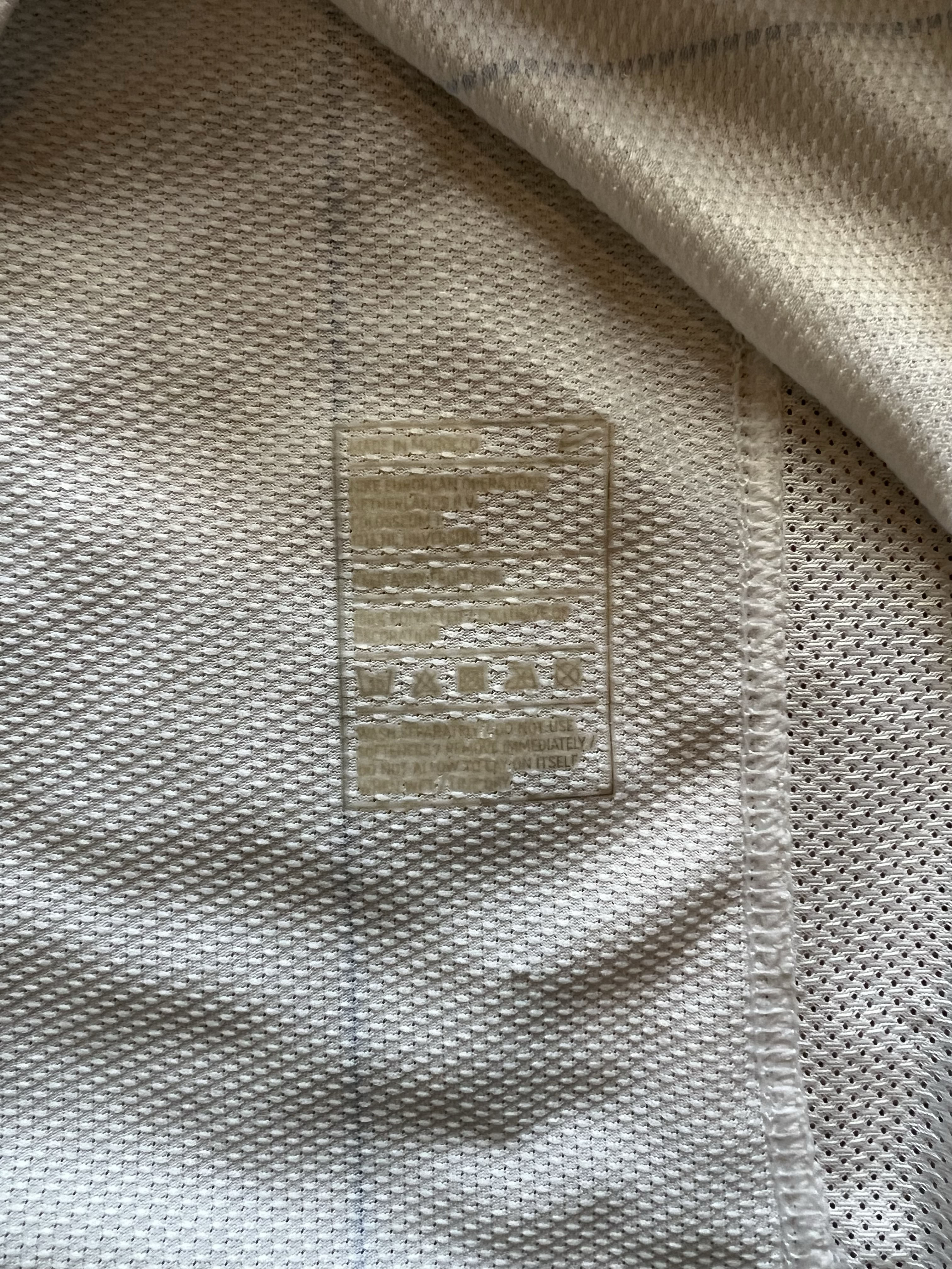Authenticity evidence image of Aston Villa 2008/09 Nike 3rd Pro Shirt (Acorns) - Men's Large