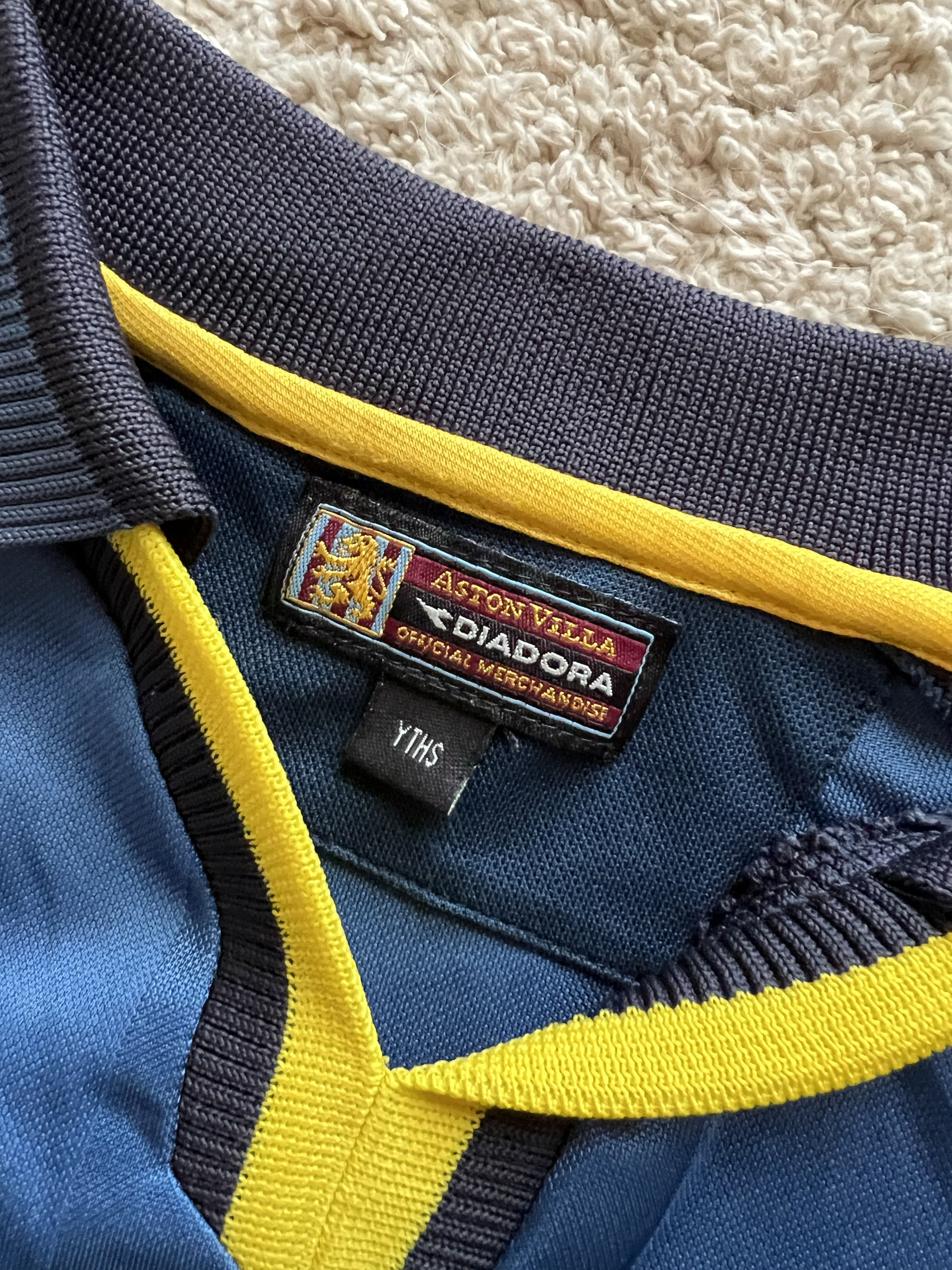 Authenticity evidence image of Aston Villa 2002/03 Diadora GK 1 Goalkeeper Shirt (Rover) - Junior XL