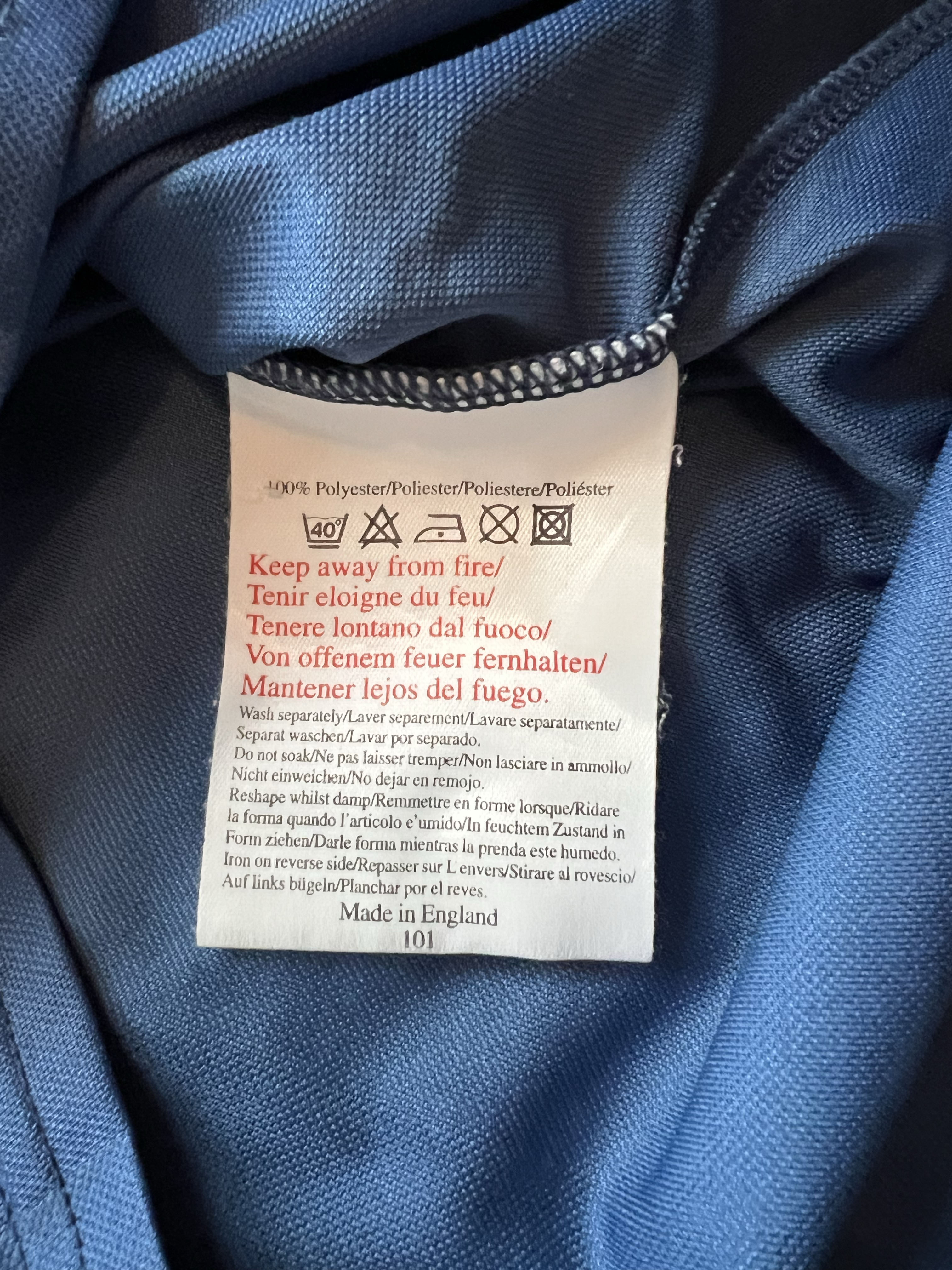 Authenticity evidence image of Aston Villa 2002/03 Diadora GK 1 Goalkeeper Shirt (Rover) - Junior XL