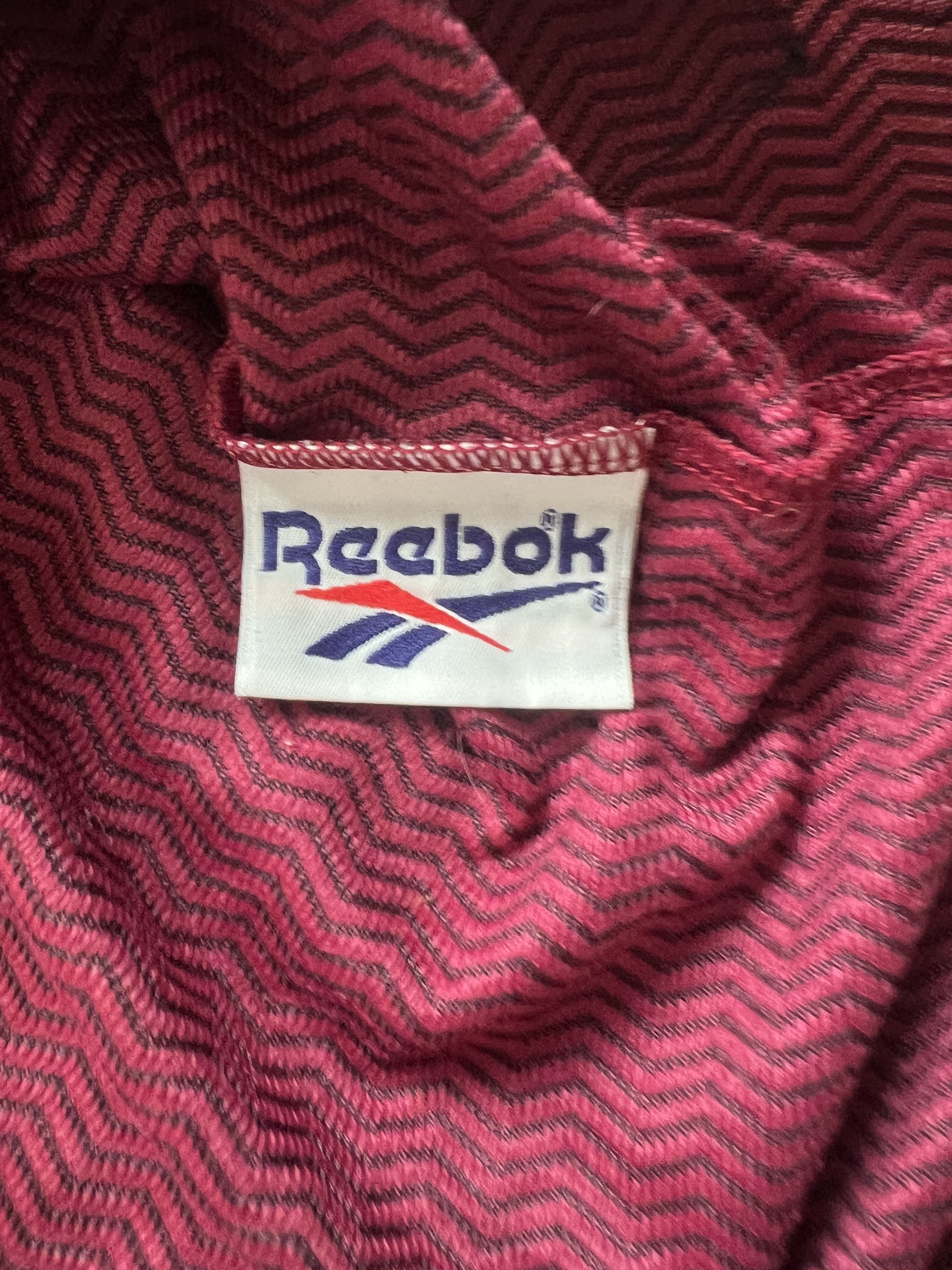 Authenticity evidence image of Aston Villa 1997/98 Reebok Home Shirt (AST Computers) - Men's Medium