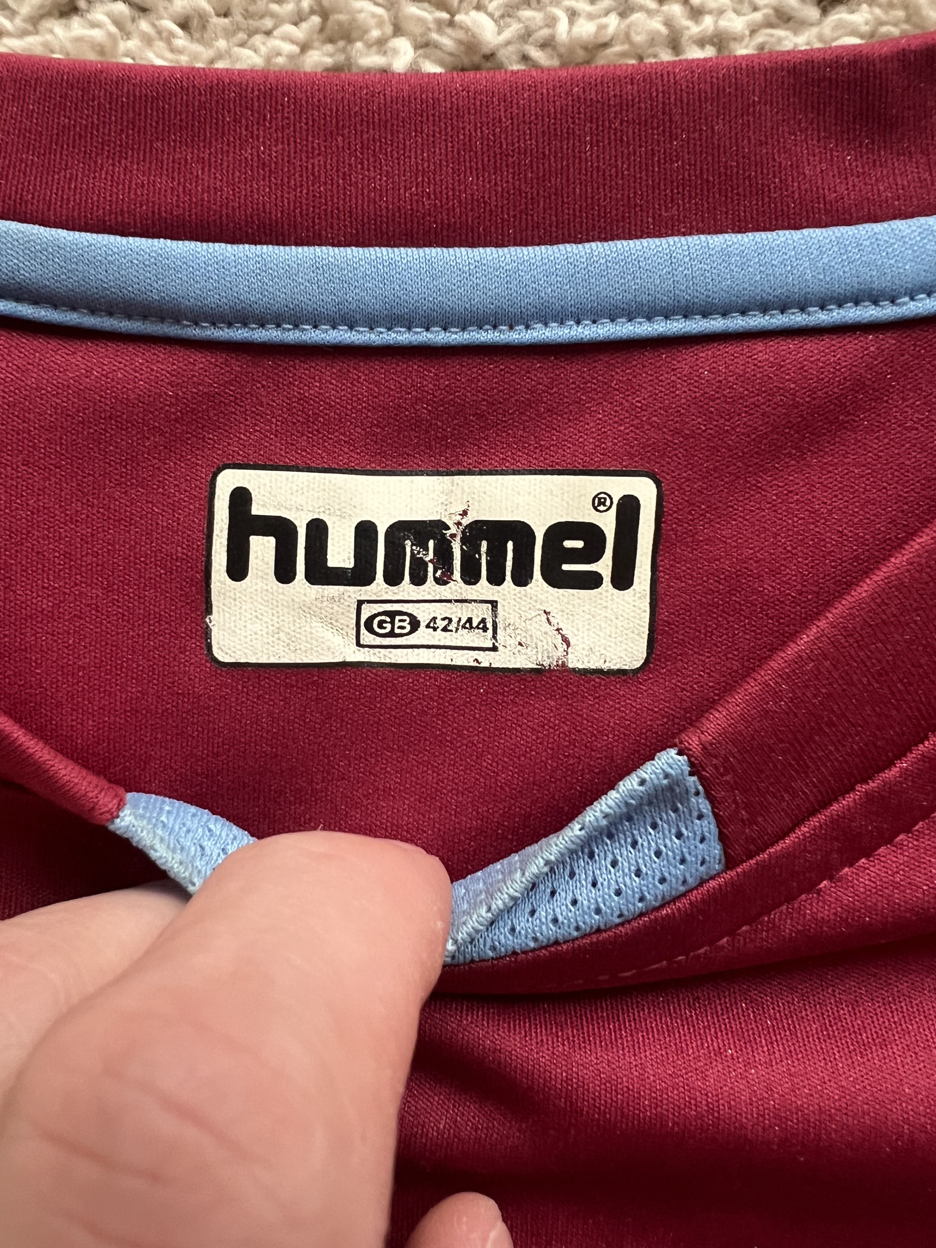 Authenticity evidence image of Aston Villa 2005/06 Hummel Home Shirt (DWS Investments) - Men's Large
