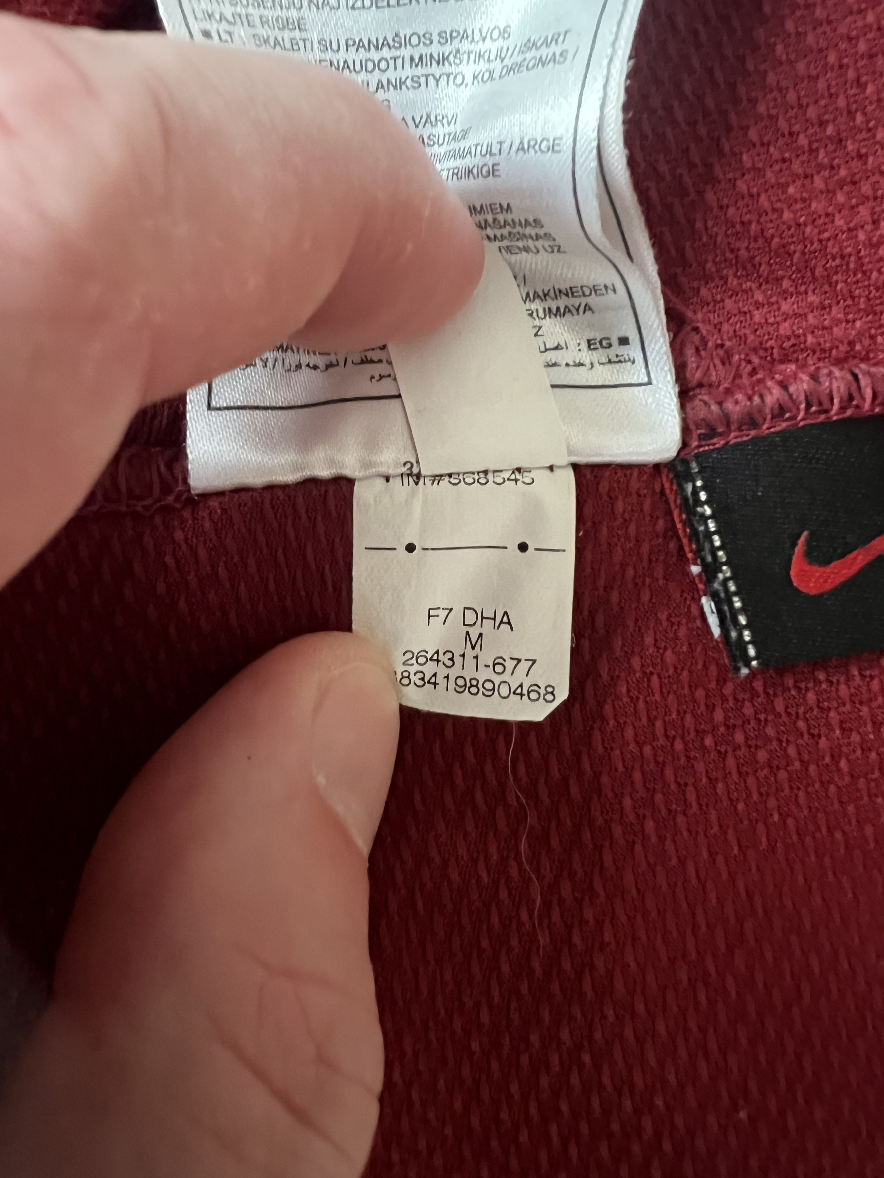 Authenticity evidence image of Aston Villa 2007/08 Nike Home Shirt (32Red) - Men's Medium