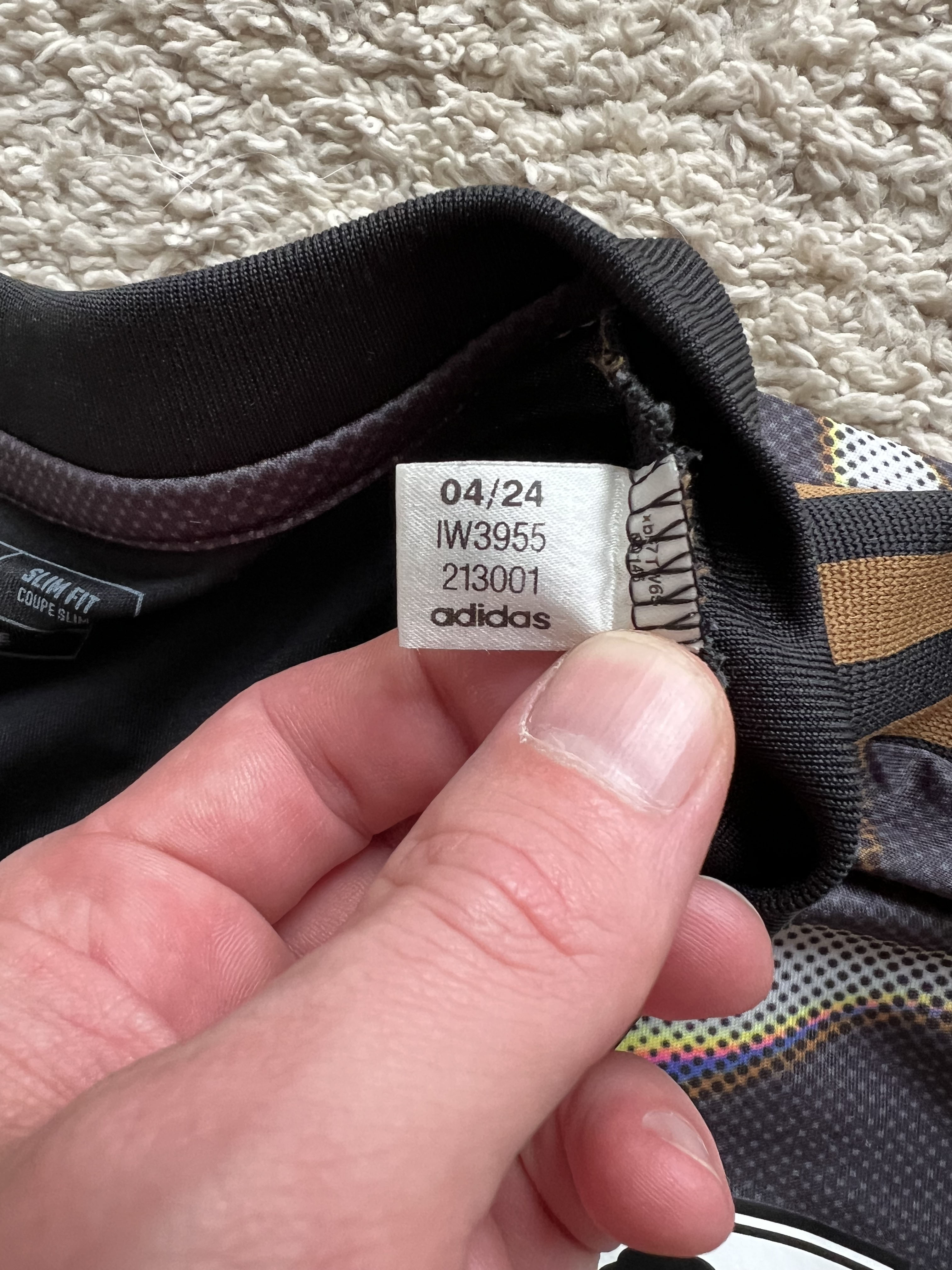 Authenticity evidence image of Aston Villa 2024/25 Adidas Pre-Match Pride 1 Shirt - Men's Medium