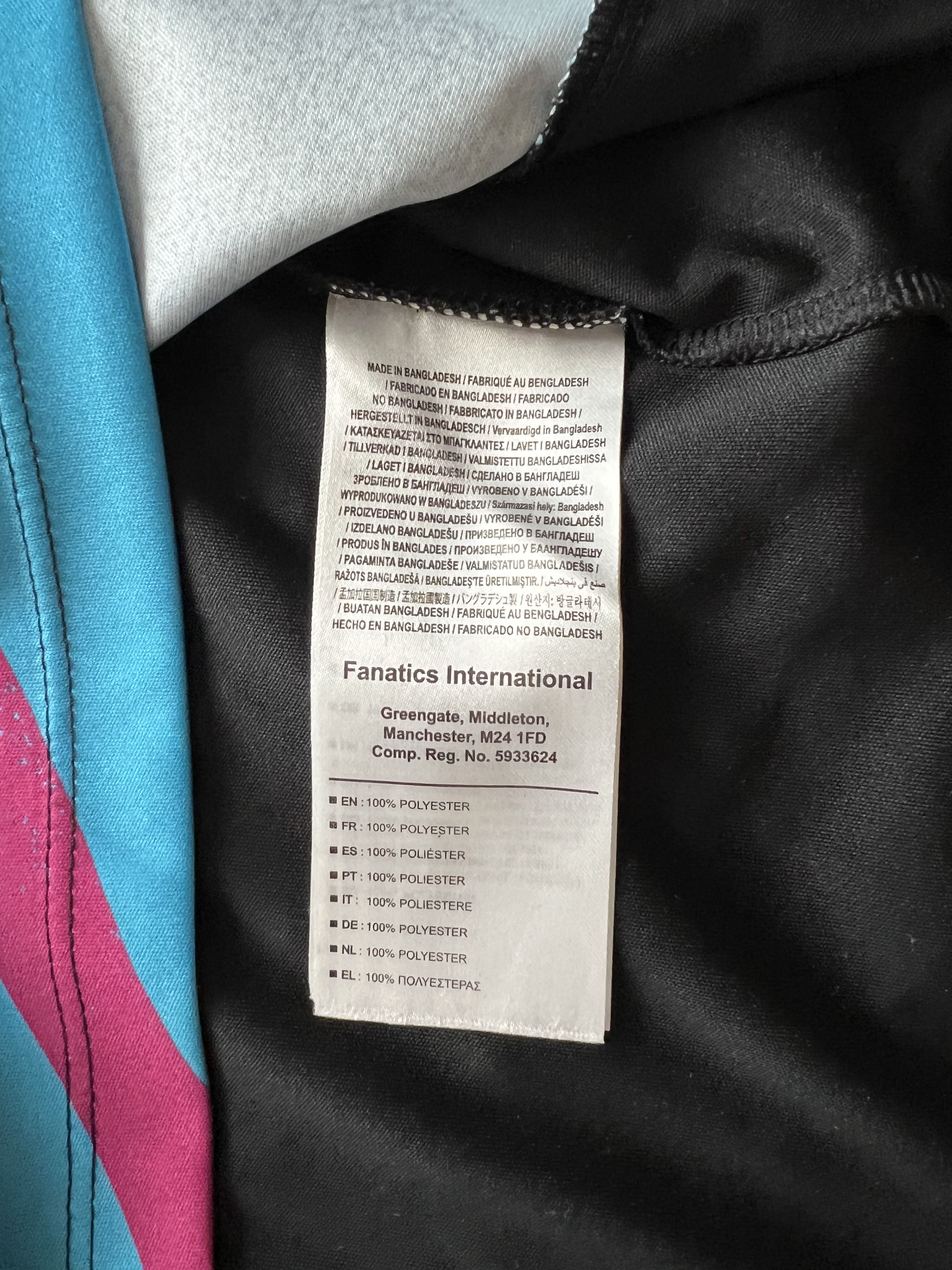 Authenticity evidence image of Aston Villa 2018/19 Luke 1977 Training 3 Shirt - Men's Medium