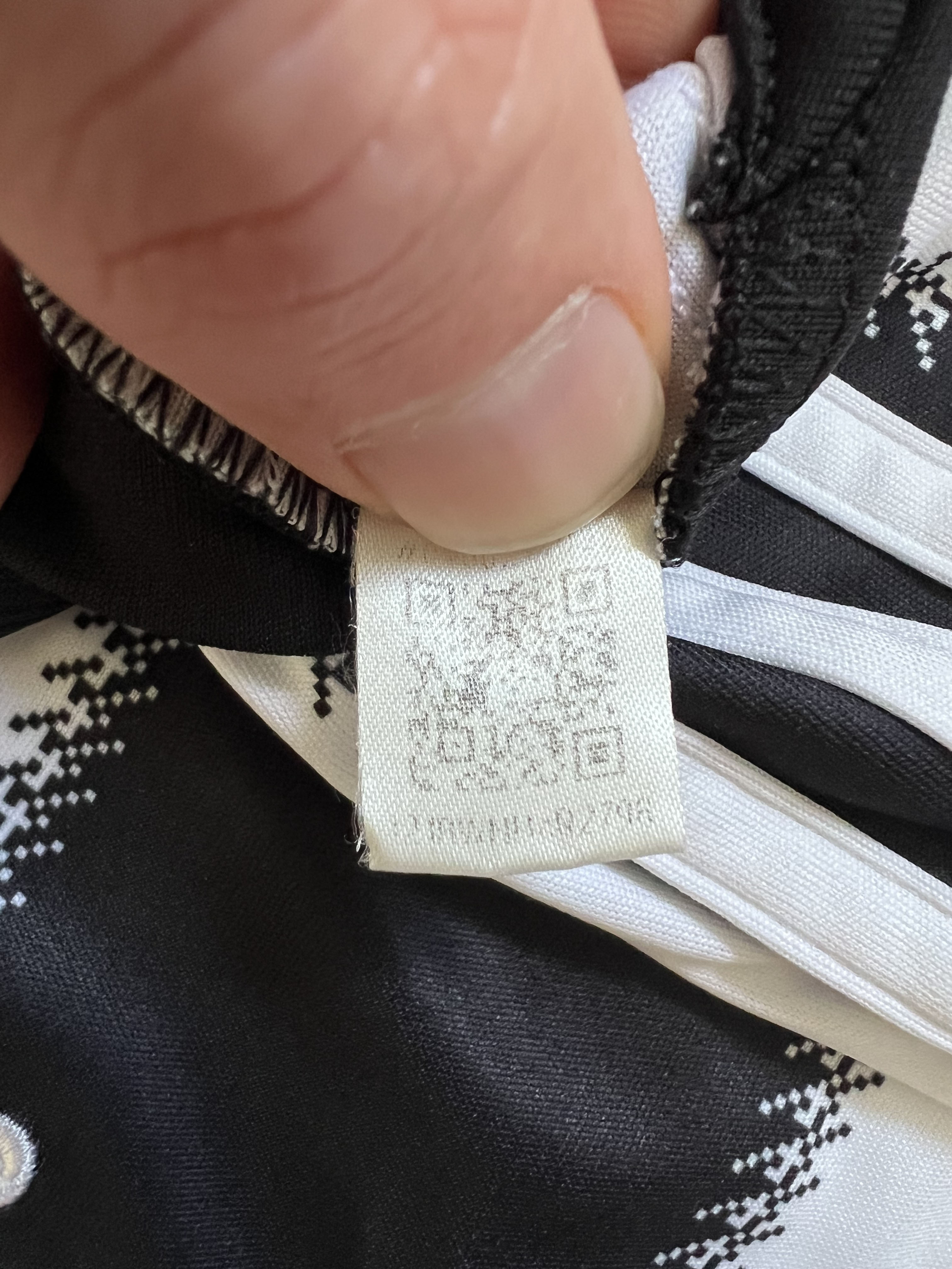 Authenticity evidence image of Newcastle United 2025/26 Adidas Home Shirt (Sela) - Men's XXL
