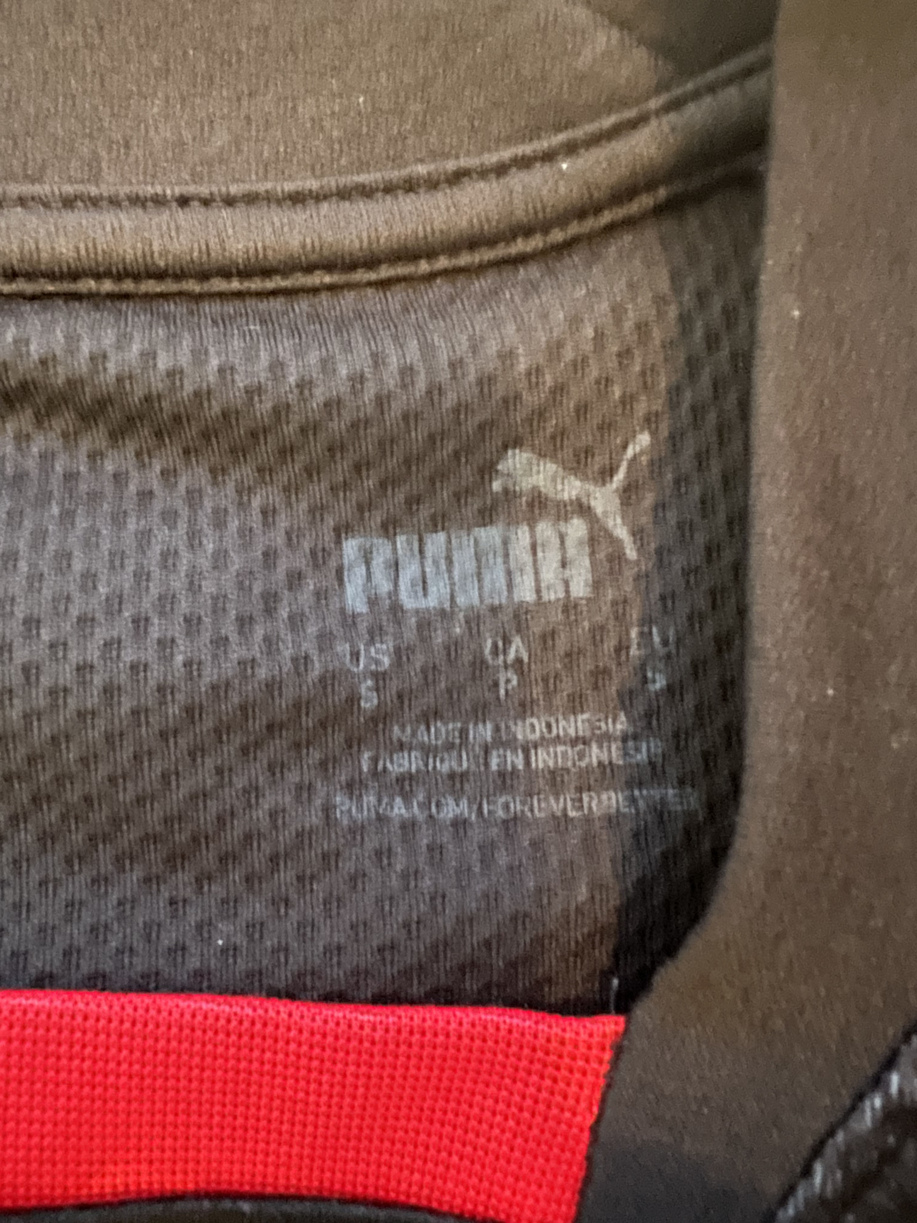 Authenticity evidence image of AC Milan 2022/23 Puma Home Shirt (Fly Emirates) - Men's Small