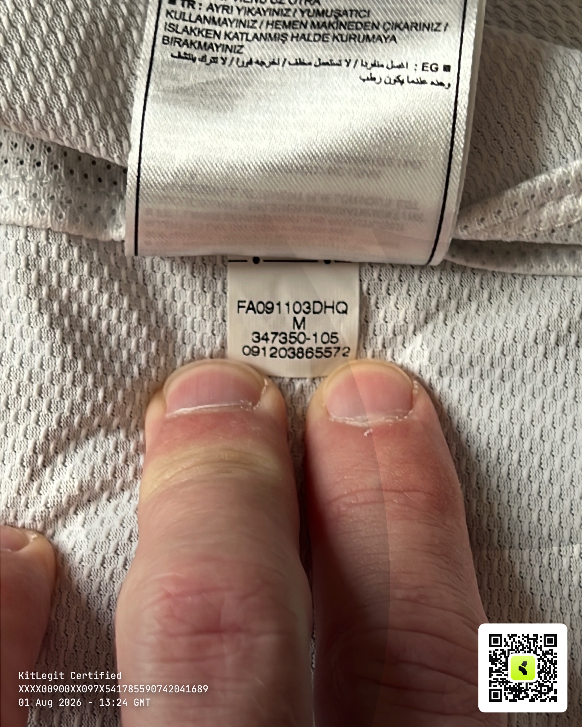 Authenticity evidence image of Aston Villa 2009/10 Nike Away Shirt (Acorns) - Men's Medium
