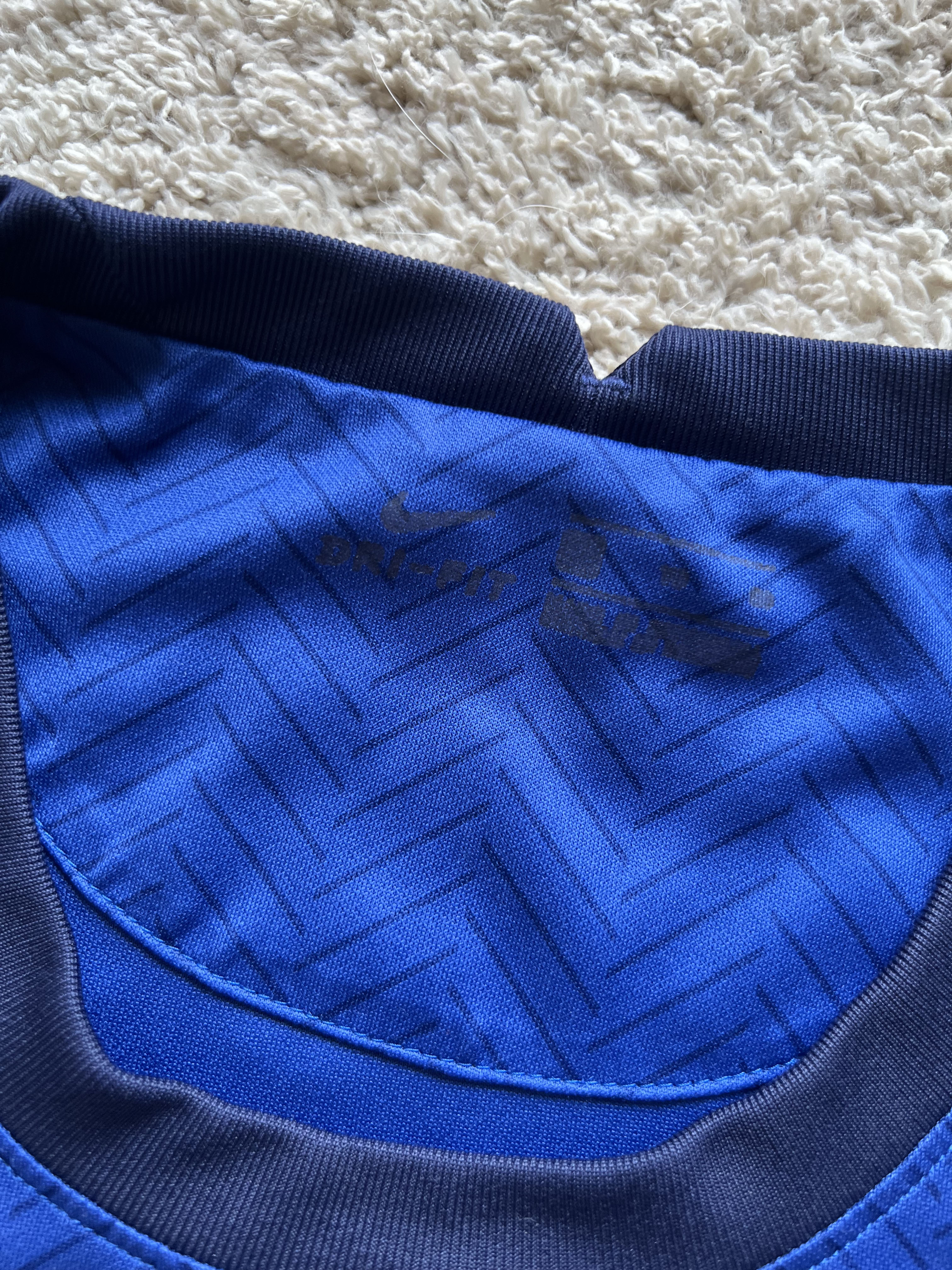 Authenticity evidence image of Chelsea 2020/21 Nike Home Shirt - Men's XL