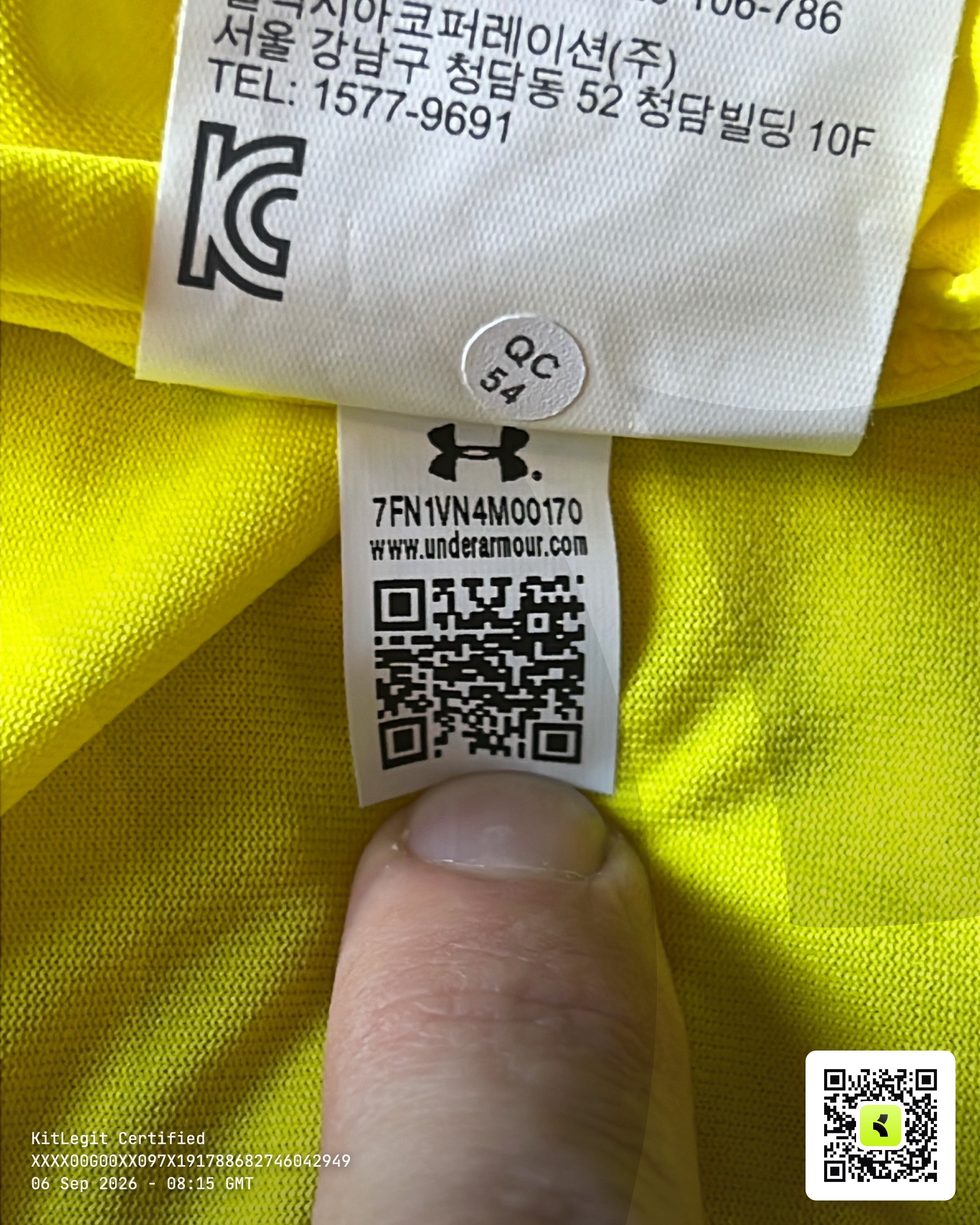 Authenticity evidence image of Aston Villa 2017/18 Under Armour Home Goalkeeper Shirt - Men's Large