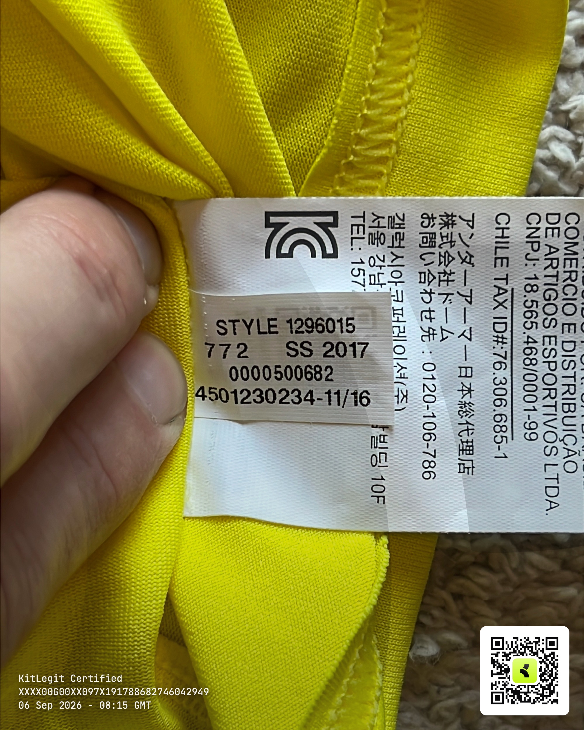 Authenticity evidence image of Aston Villa 2017/18 Under Armour Home Goalkeeper Shirt - Men's Large