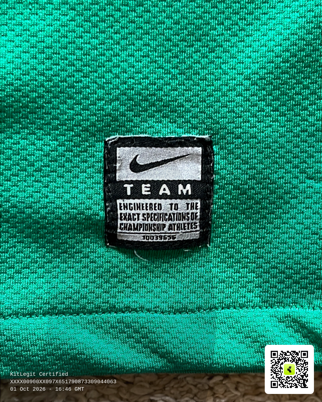 Authenticity evidence image of Aston Villa 2009/10 Nike GK 2 Goalkeeper Shirt (Acorns) - Junior XL
