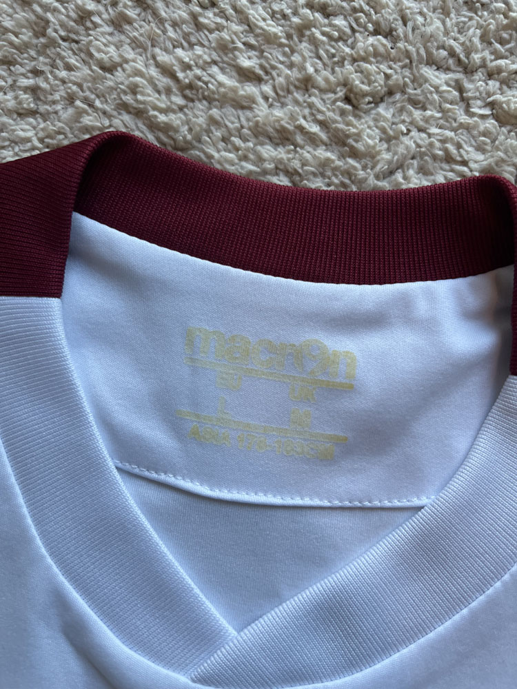 Authenticity evidence image of Aston Villa 2013/14 Macron Training 3 Shirt - Men's Medium