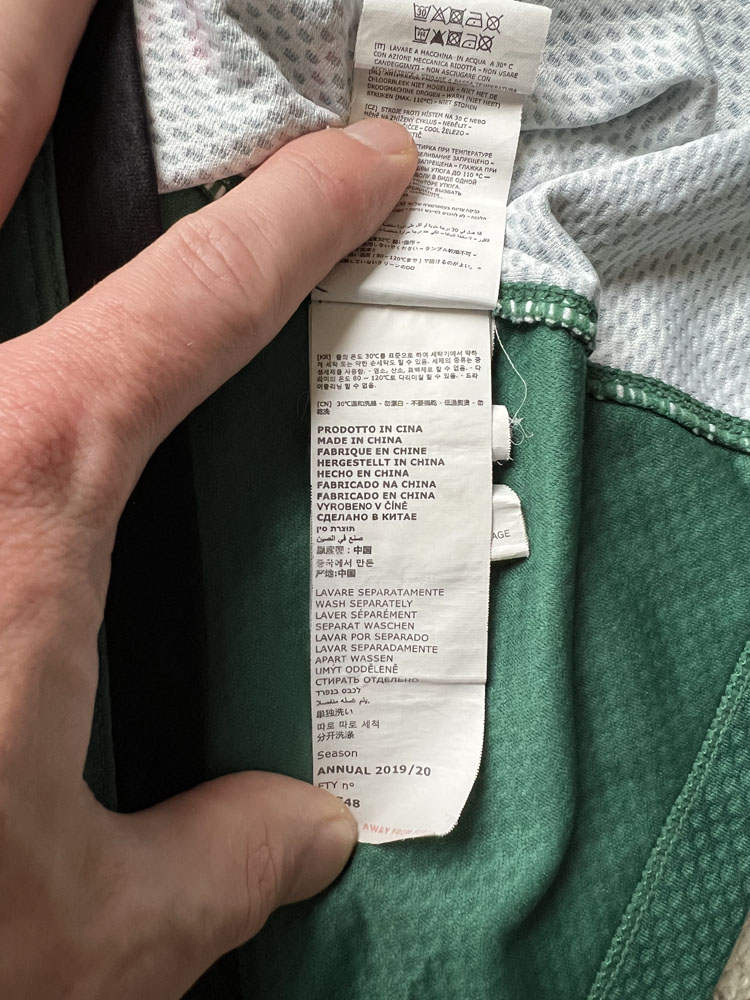 Authenticity evidence image of Aston Villa 2019/20 Kappa Pre-Match 5 Shirt (W88) - Men's Medium
