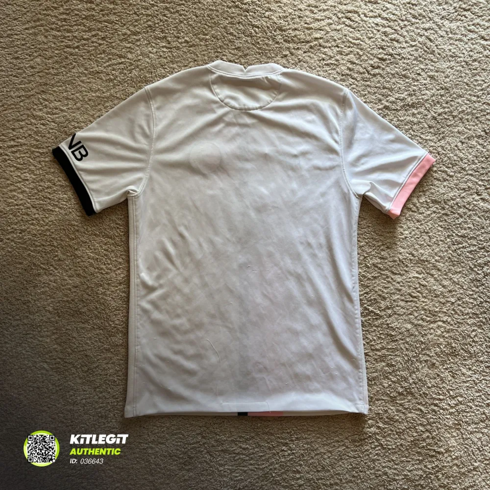 Rear view of PSG 2021/22 Nike Away Shirt - Men's Medium