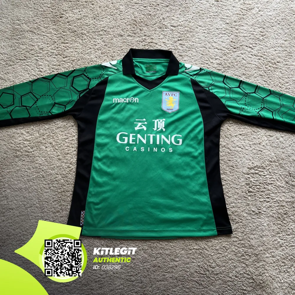 Front view of Aston Villa 2012/13 Macron Home Goalkeeper Shirt (Genting Casinos) - Men's Small