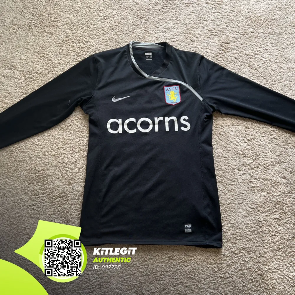 Front view of Aston Villa 2008/09 Nike GK 3 Goalkeeper Shirt (Acorns) - Men's Large