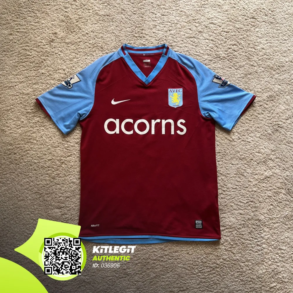 Front view of Aston Villa 2008/09 Nike Home Shirt (Acorns) - Men's Medium