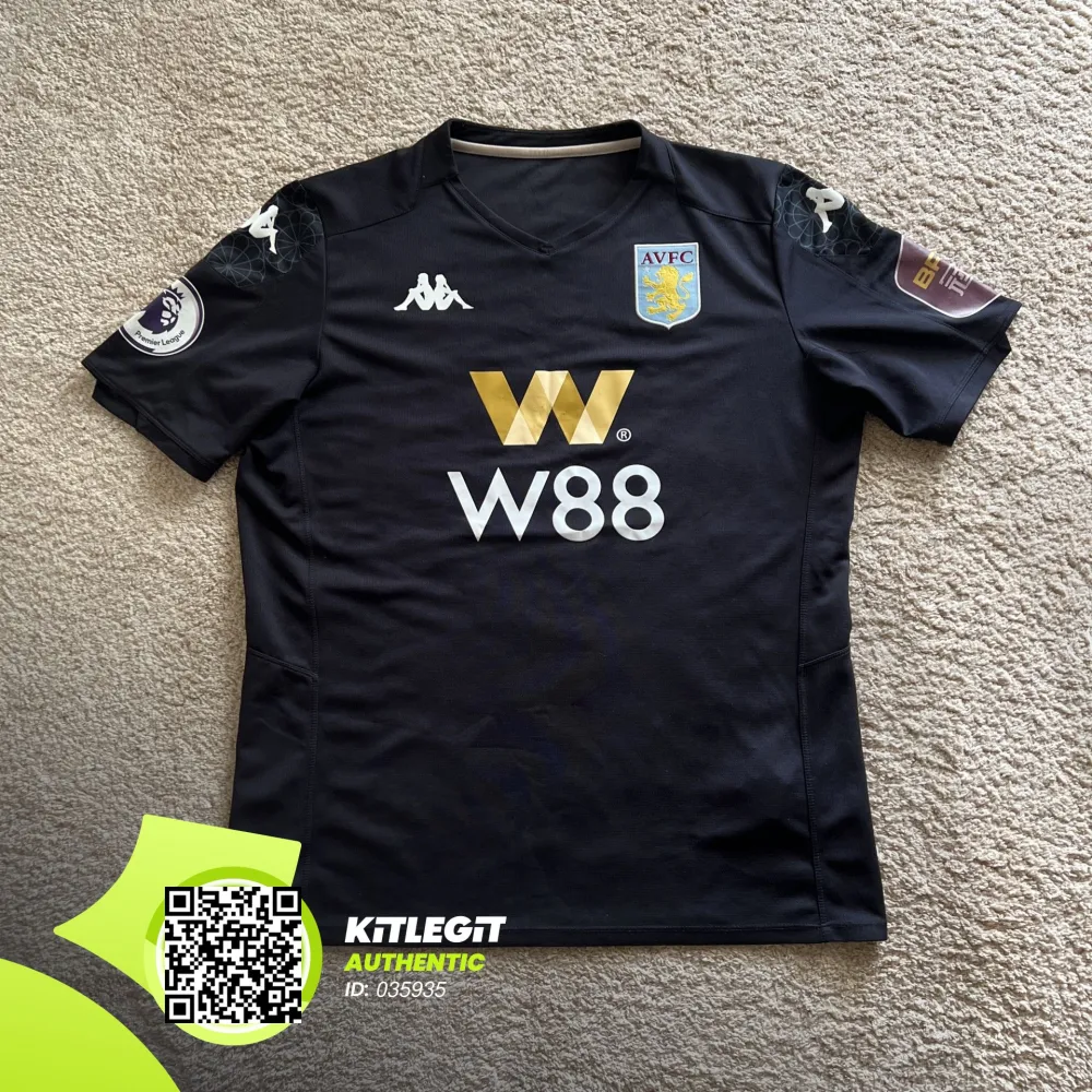 Front view of Aston Villa 2019/20 Kappa GK 1 Goalkeeper Shirt (W88) - Men's XL