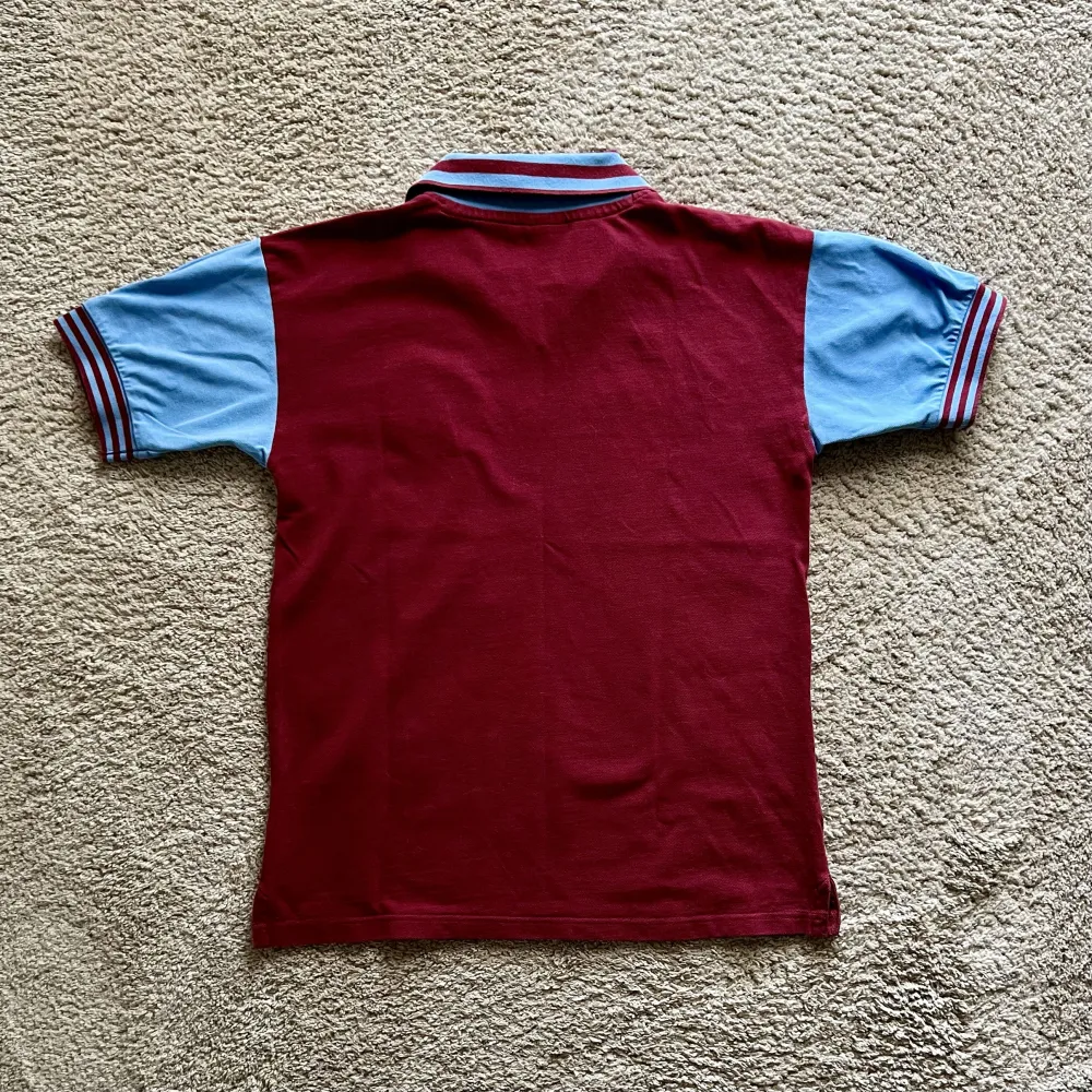 Rear view of Aston Villa 1974/75 Score Draw Home Shirt - Men's Medium