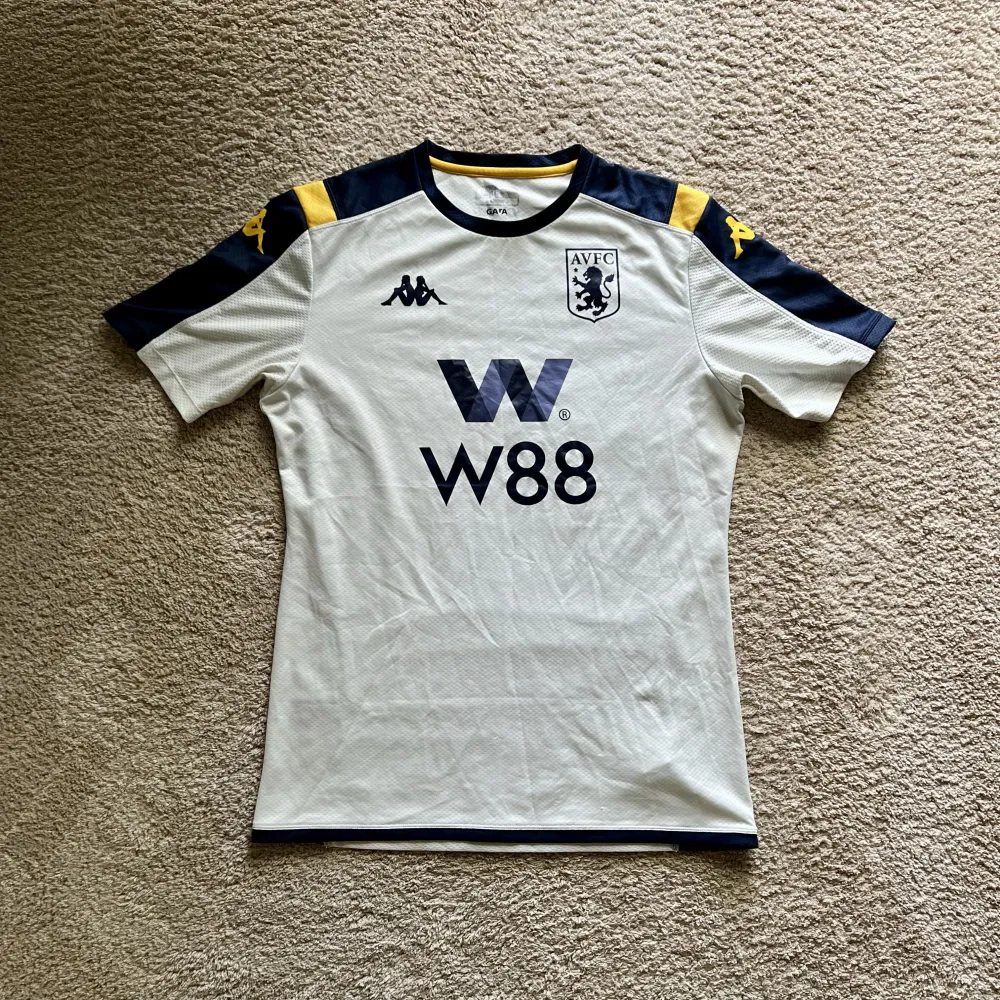 Front view of Aston Villa 2019/20 Kappa 5 Pre Match Shirt (W88) - Men's XL
