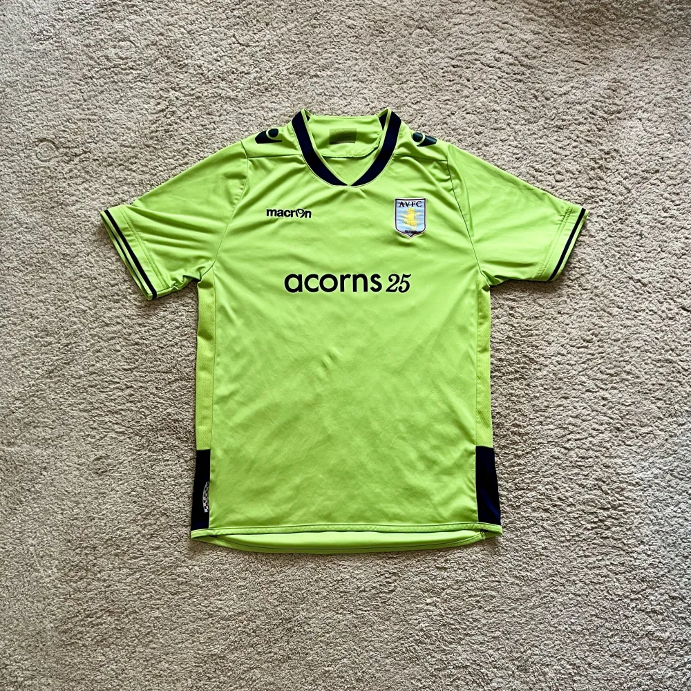 Front view of Aston Villa 2013/14 Macron 3rd Shirt (Acorns 25) - Junior XL