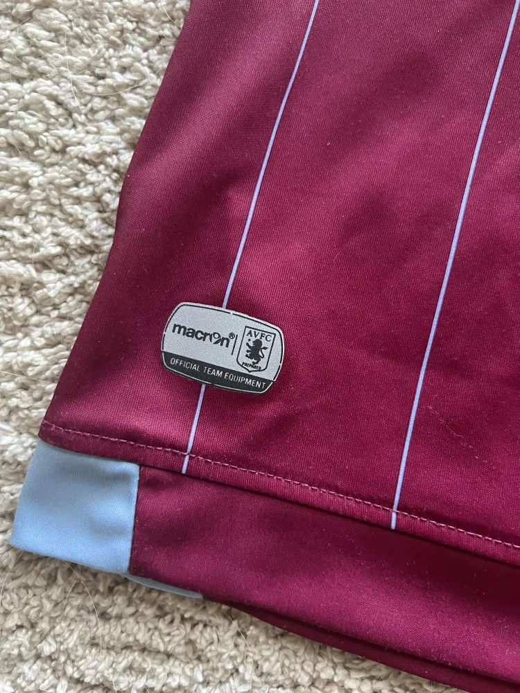 Image of Aston Villa 2014/15 Macron Home Shirt (Dafabet) - Men's Medium