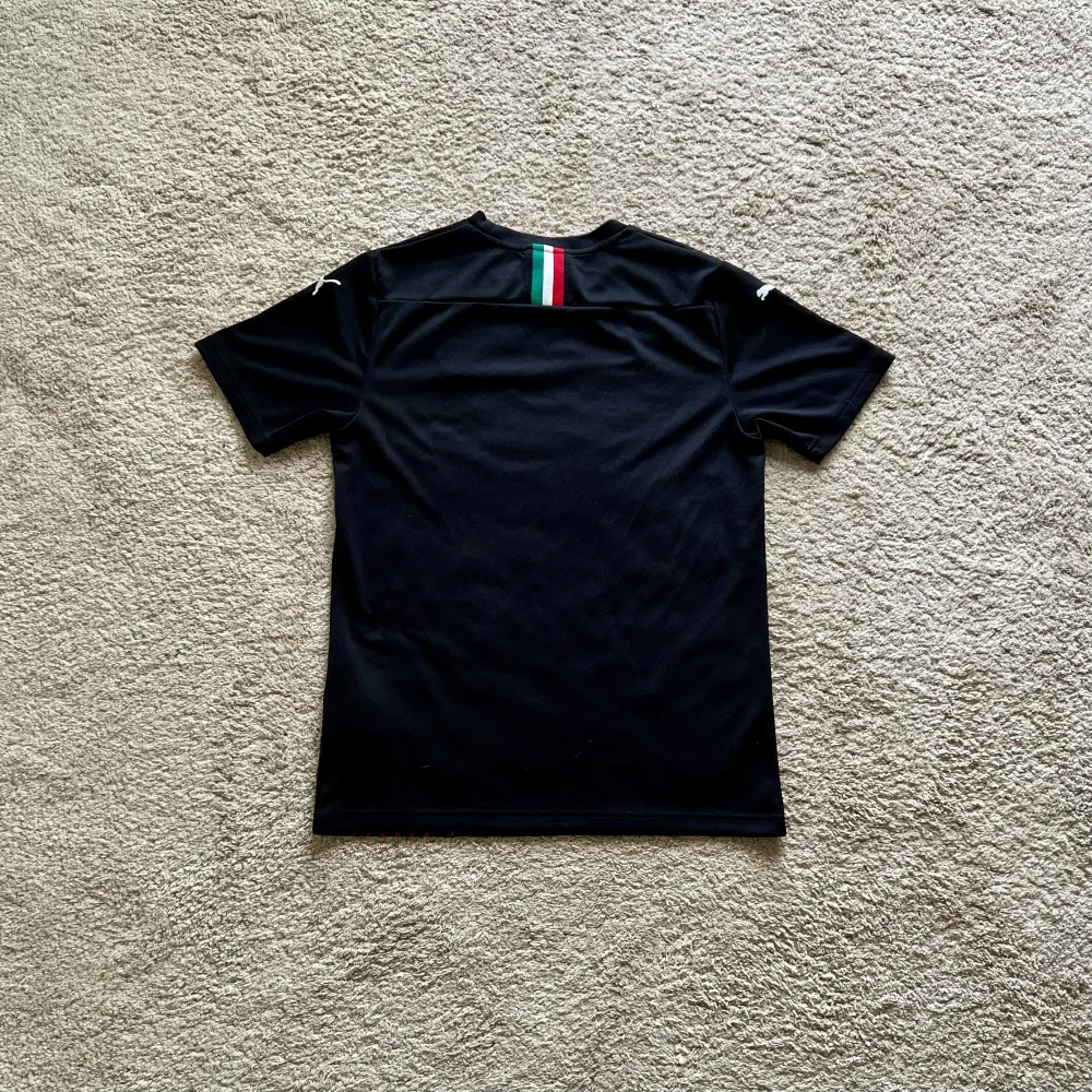 Rear view of AC Milan 2019/20 Puma 3rd Shirt (Fly Emirates) - Men's Small