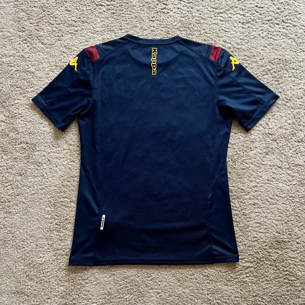 Rear view of Aston Villa 2019/20 Kappa 4 Pre Match Match Worn Shirt (W88) - Men's XL