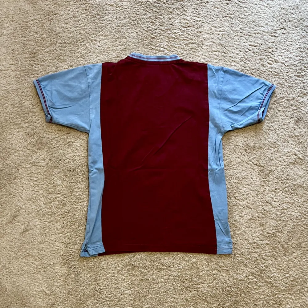 Rear view of Aston Villa 1982/83 Score Draw Home Shirt - Men's Medium