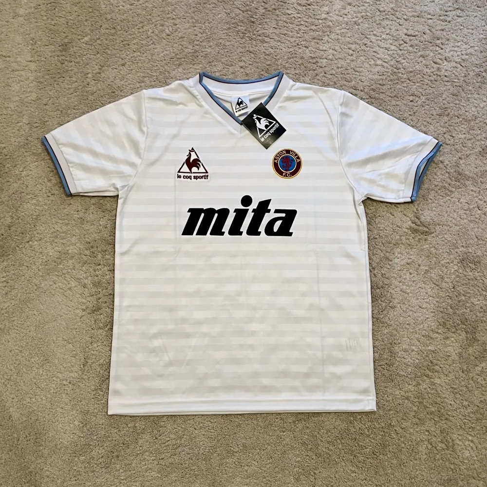 Front view of Aston Villa 1984/85 Away Shirt (Mita Copiers) - Men's Medium