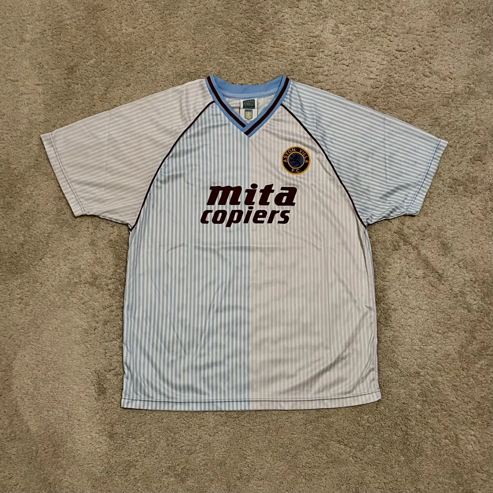 Front view of Aston Villa 1988/89 Score Draw Away Shirt (Mita Copiers) - Men's Large