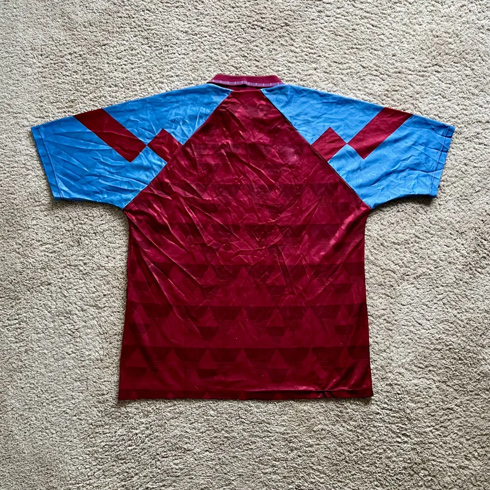 Rear view of Aston Villa 1990-92 Umbro Home Shirt (Mita Copiers) - Men's Large