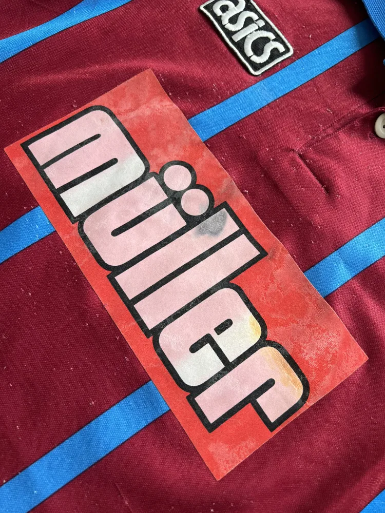 Image of Aston Villa 1993-95 Asics Home Shirt (Muller)
