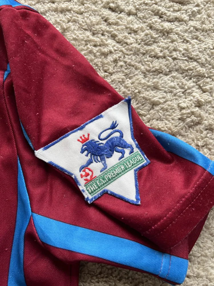 Image of Aston Villa 1993-95 Asics Home Shirt (Muller)