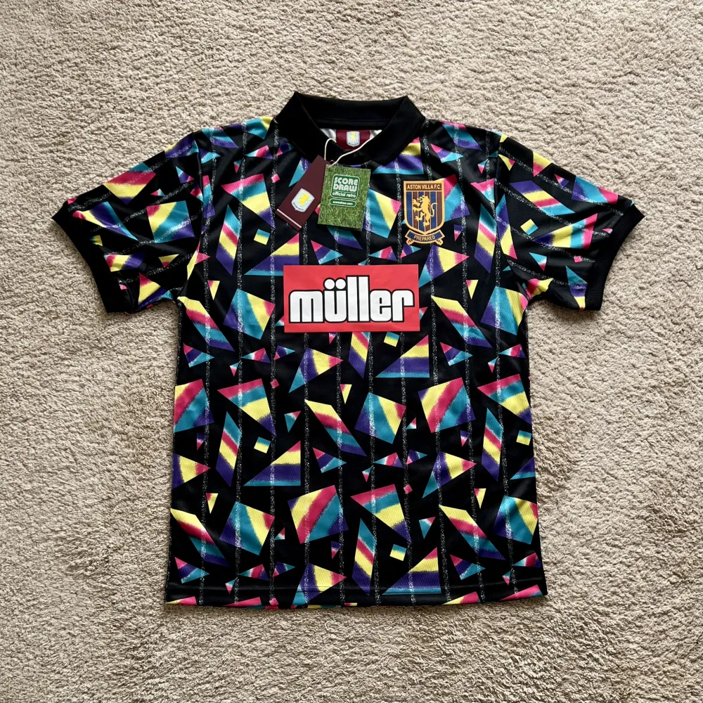 Front view of Aston Villa 1993/94 Score Draw GK 1 Goalkeeper Shirt - Men's Medium