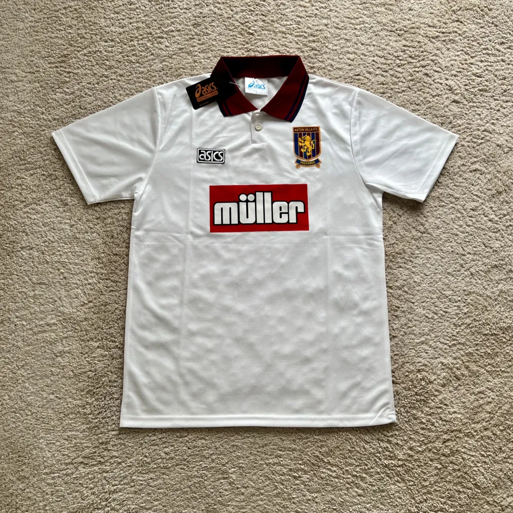 Front view of Aston Villa 1994/95 3rd Shirt (Muller) - Men's Large