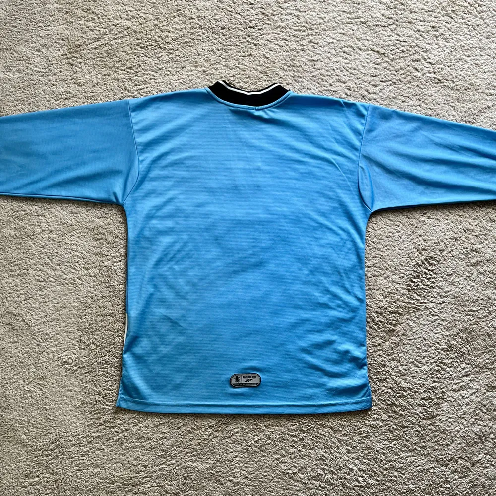 Rear view of Aston Villa 1999/00 Reebok GK 1 Goalkeeper Shirt (LDV Vans) - Men's Small